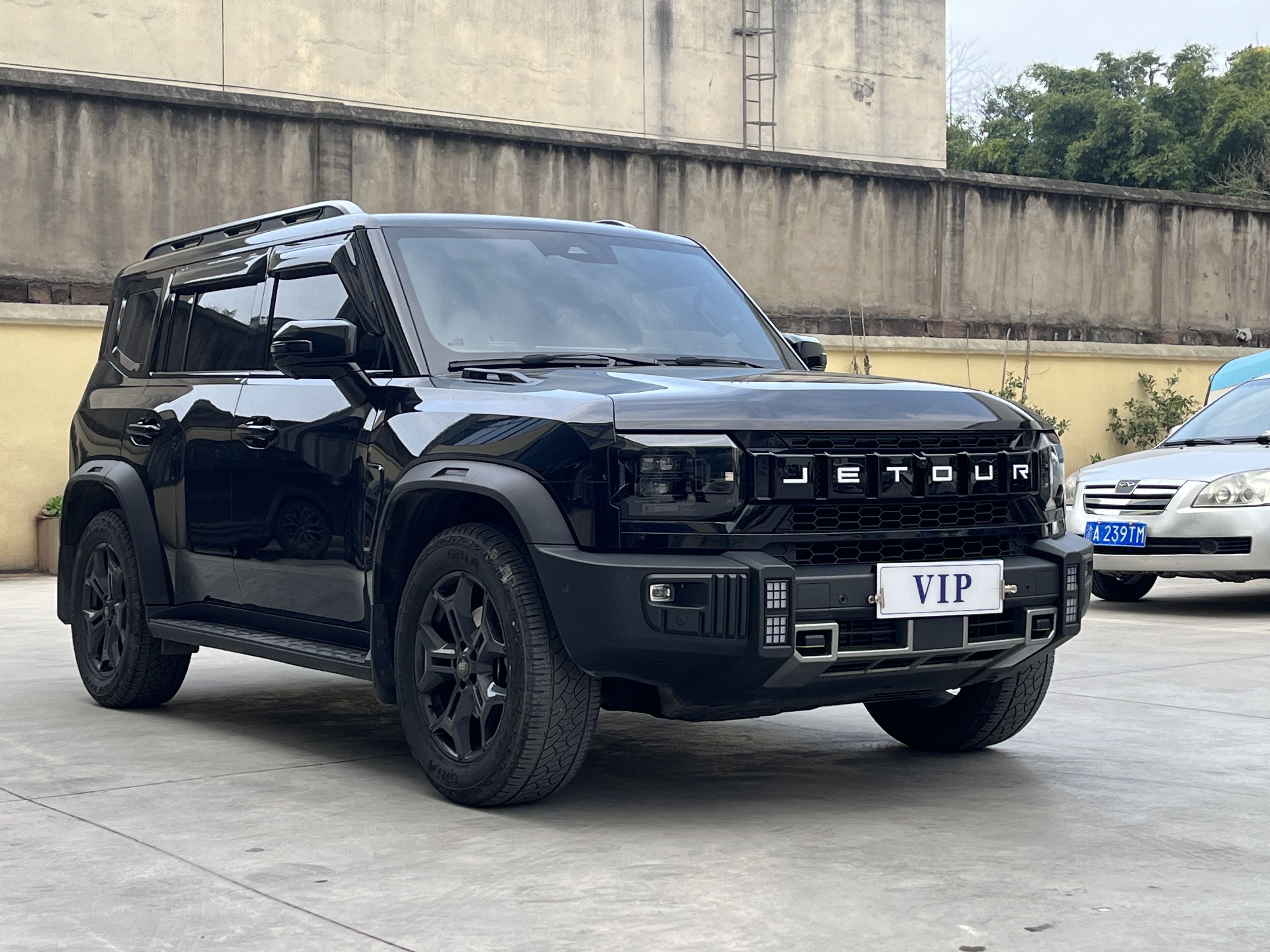 Jetour Traveller 2023 car image #3