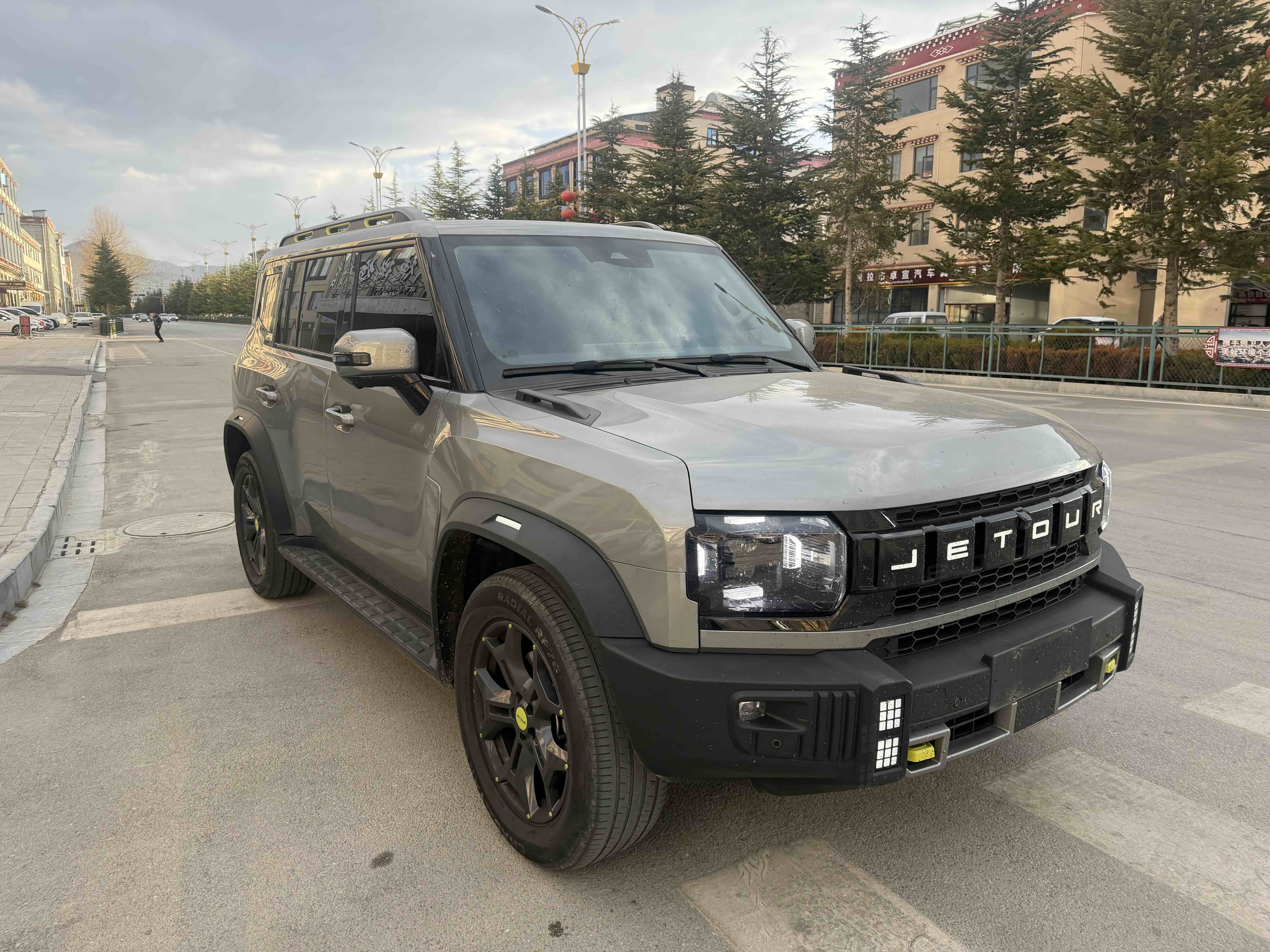 Jetour Traveller 2023 car image #3