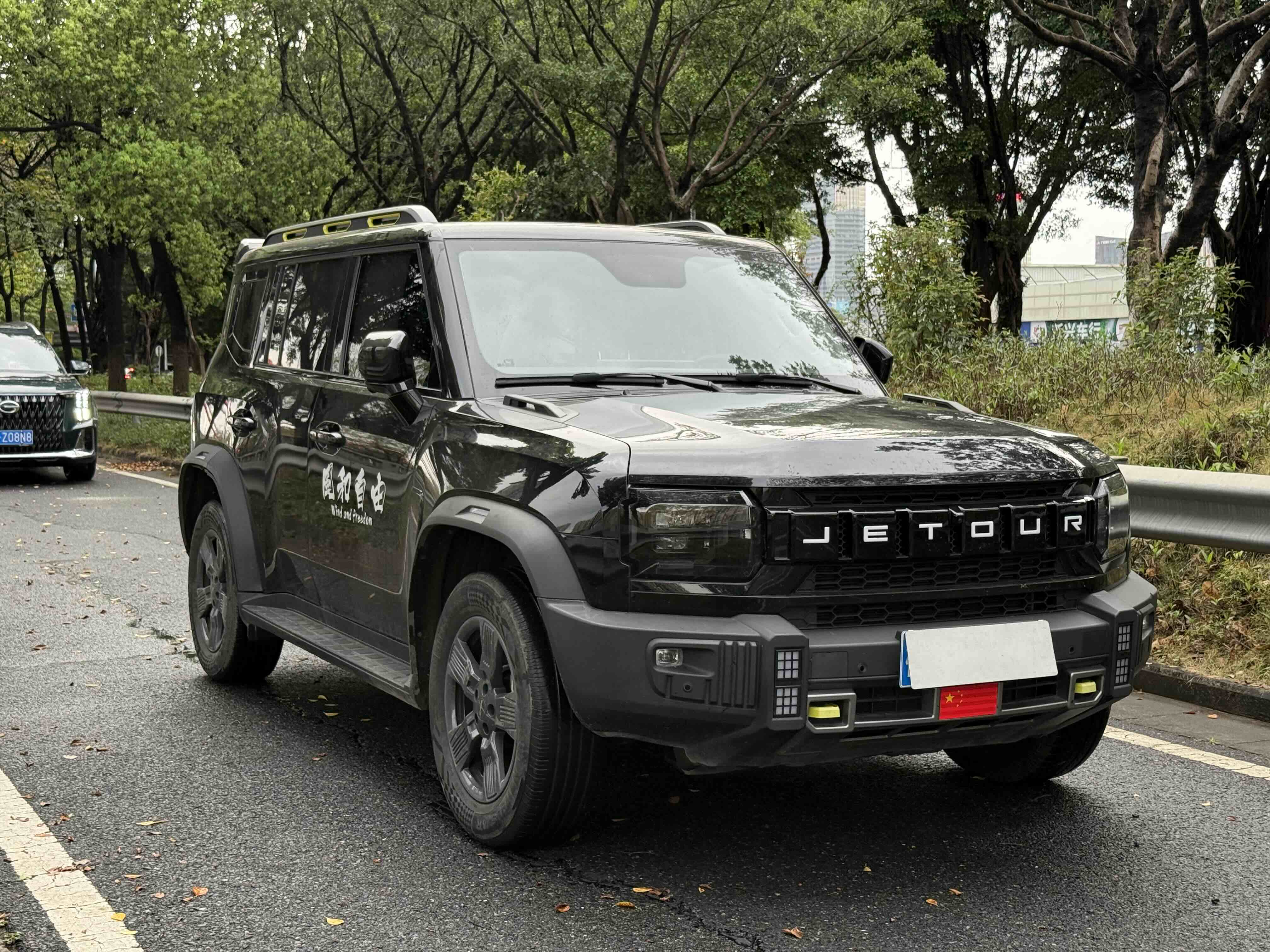 Jetour Traveller 2023 car image #3