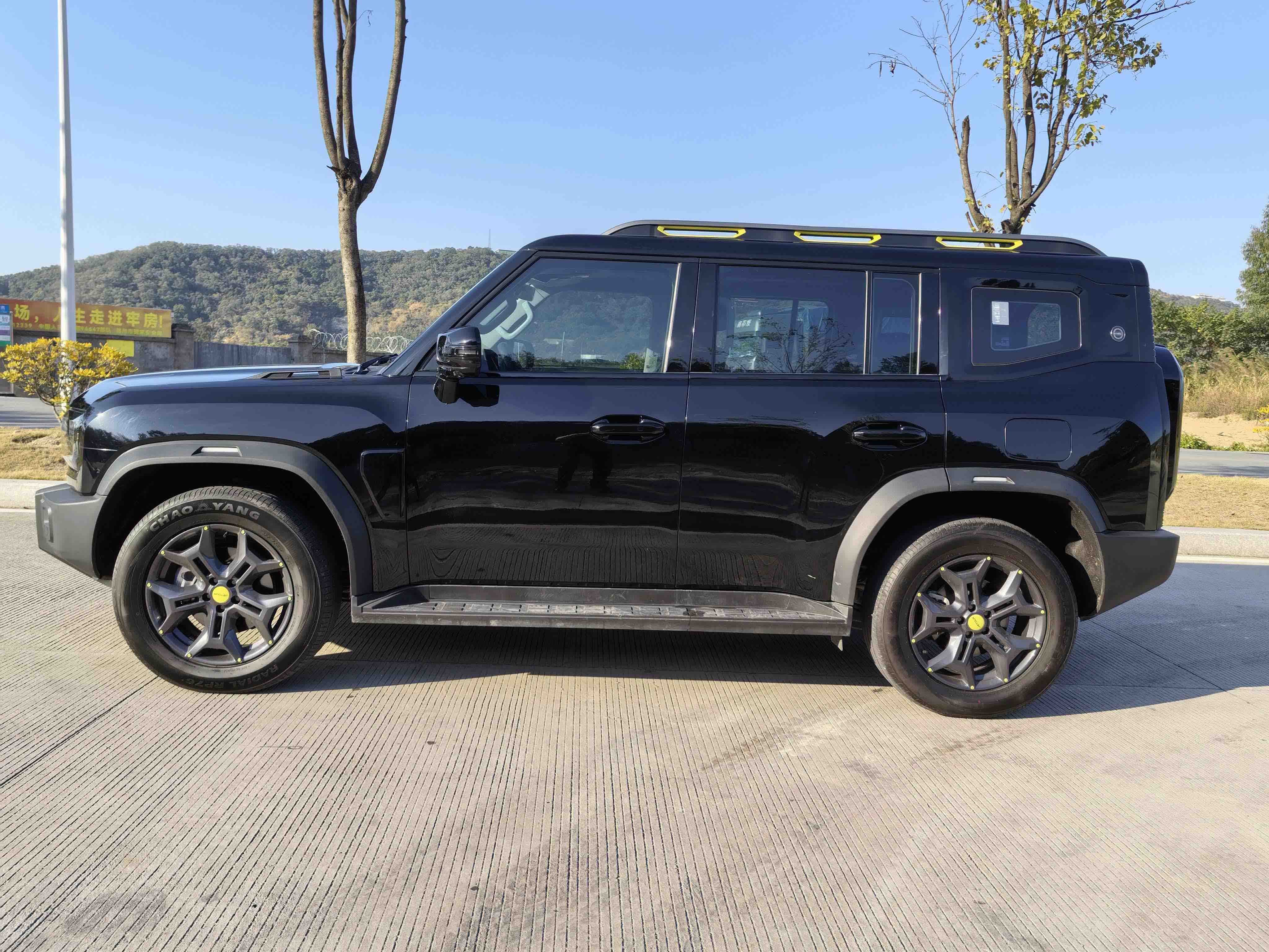 Jetour Traveller 2023 car image #3