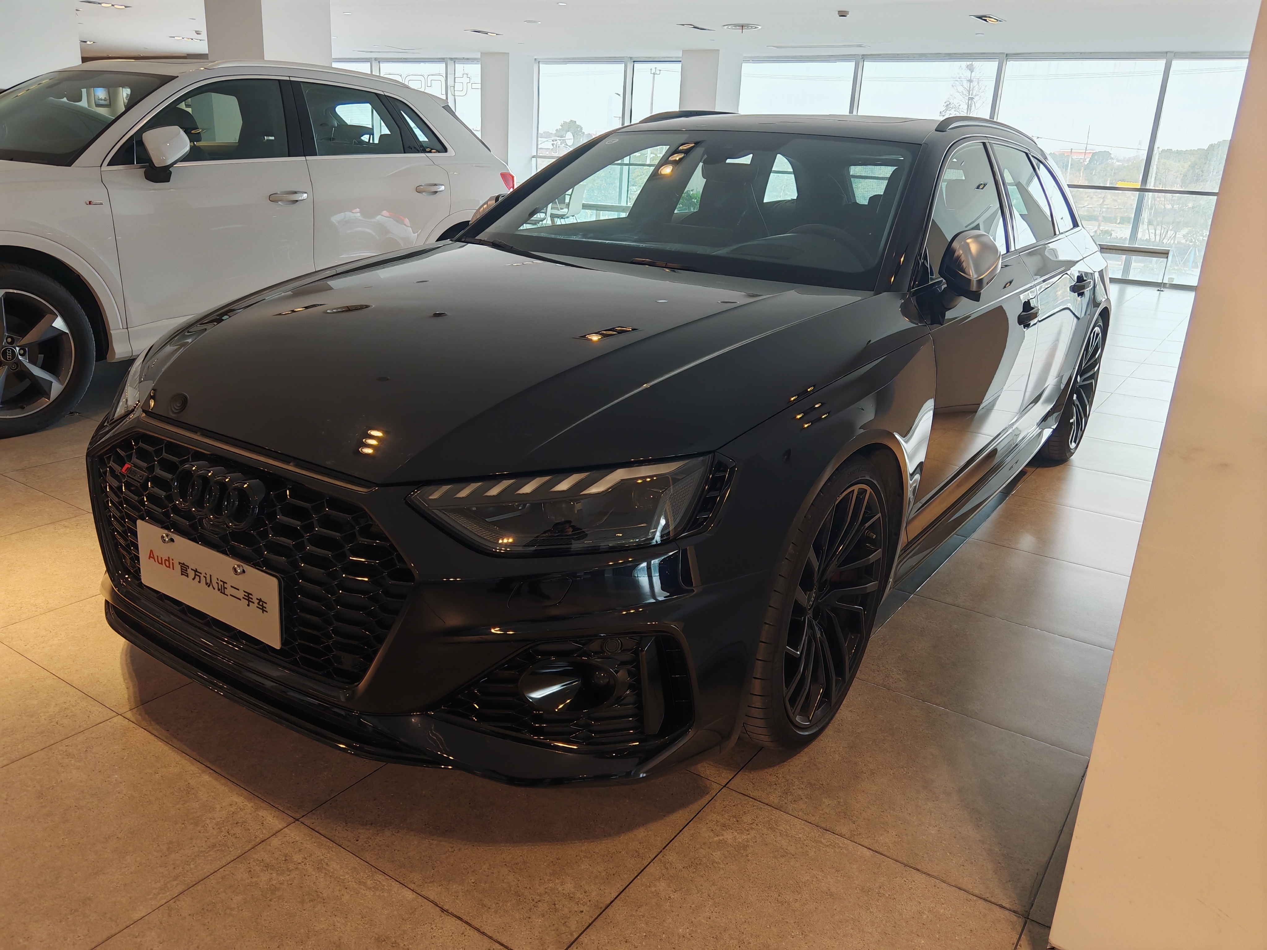 Audi RS 4 2024 #3 Audi RS 4 2024 car image #3