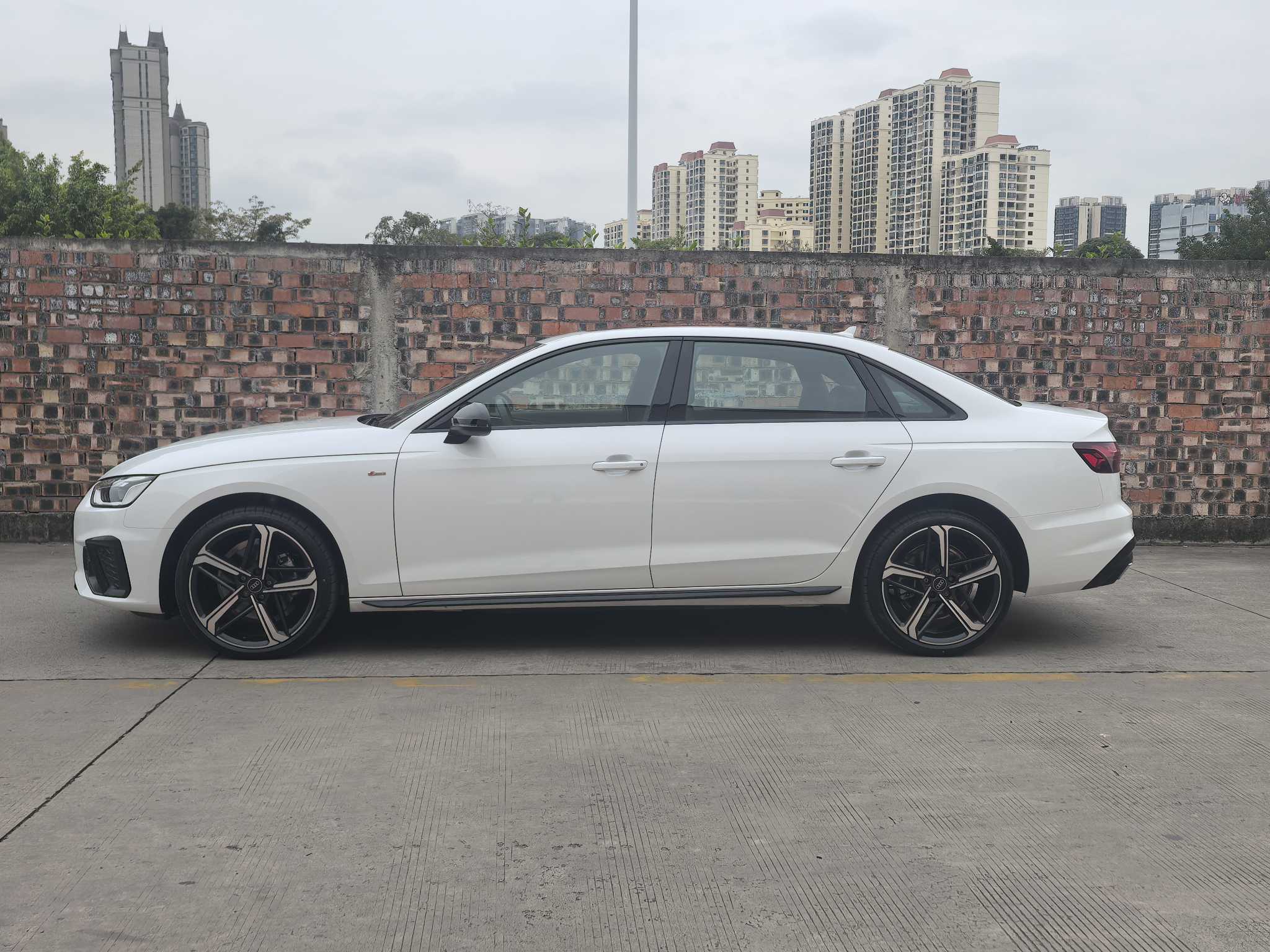 Audi A4L 2024 #3 Audi A4L 2024 car image #3