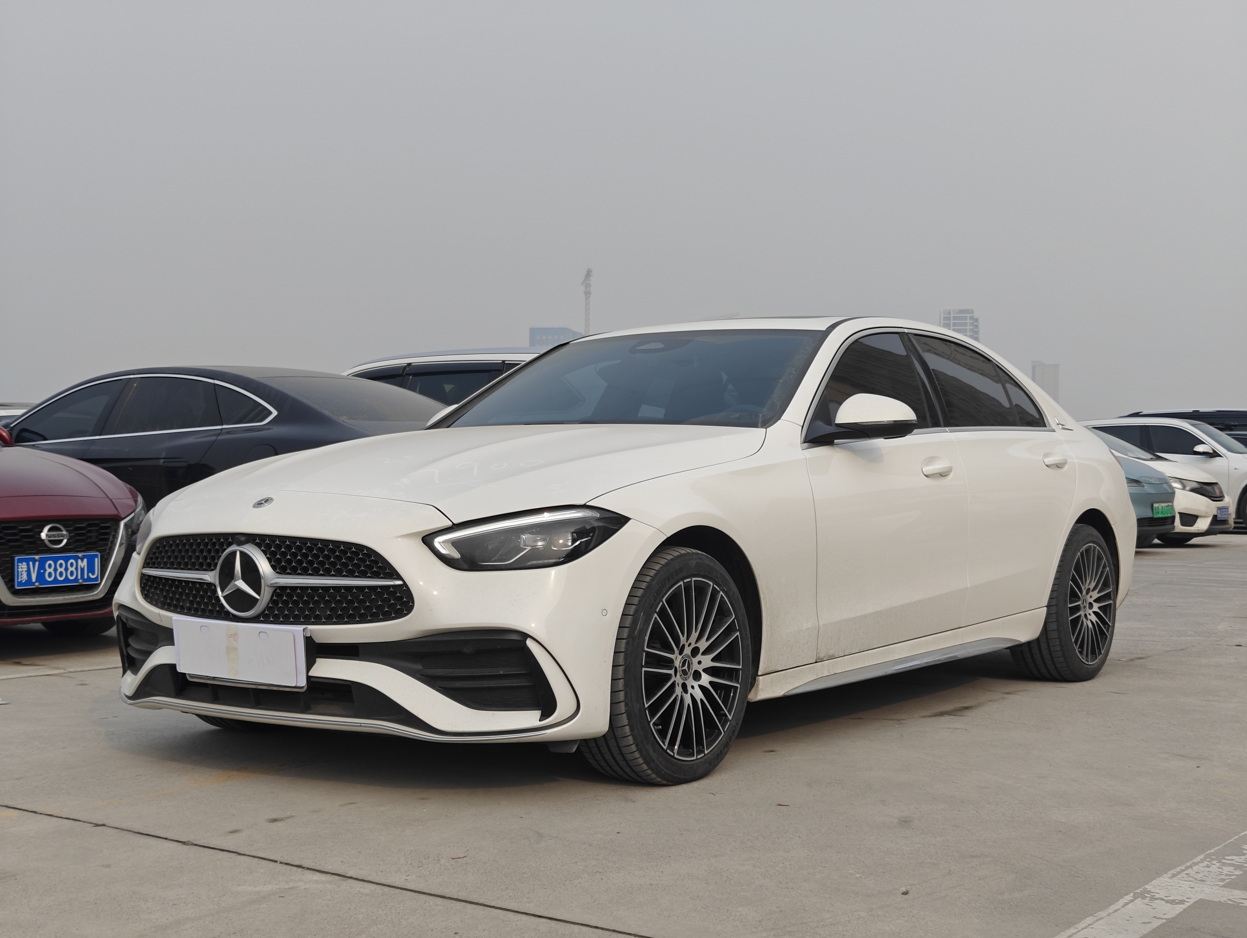 Mercedes-Benz C Class 2024 car image #3