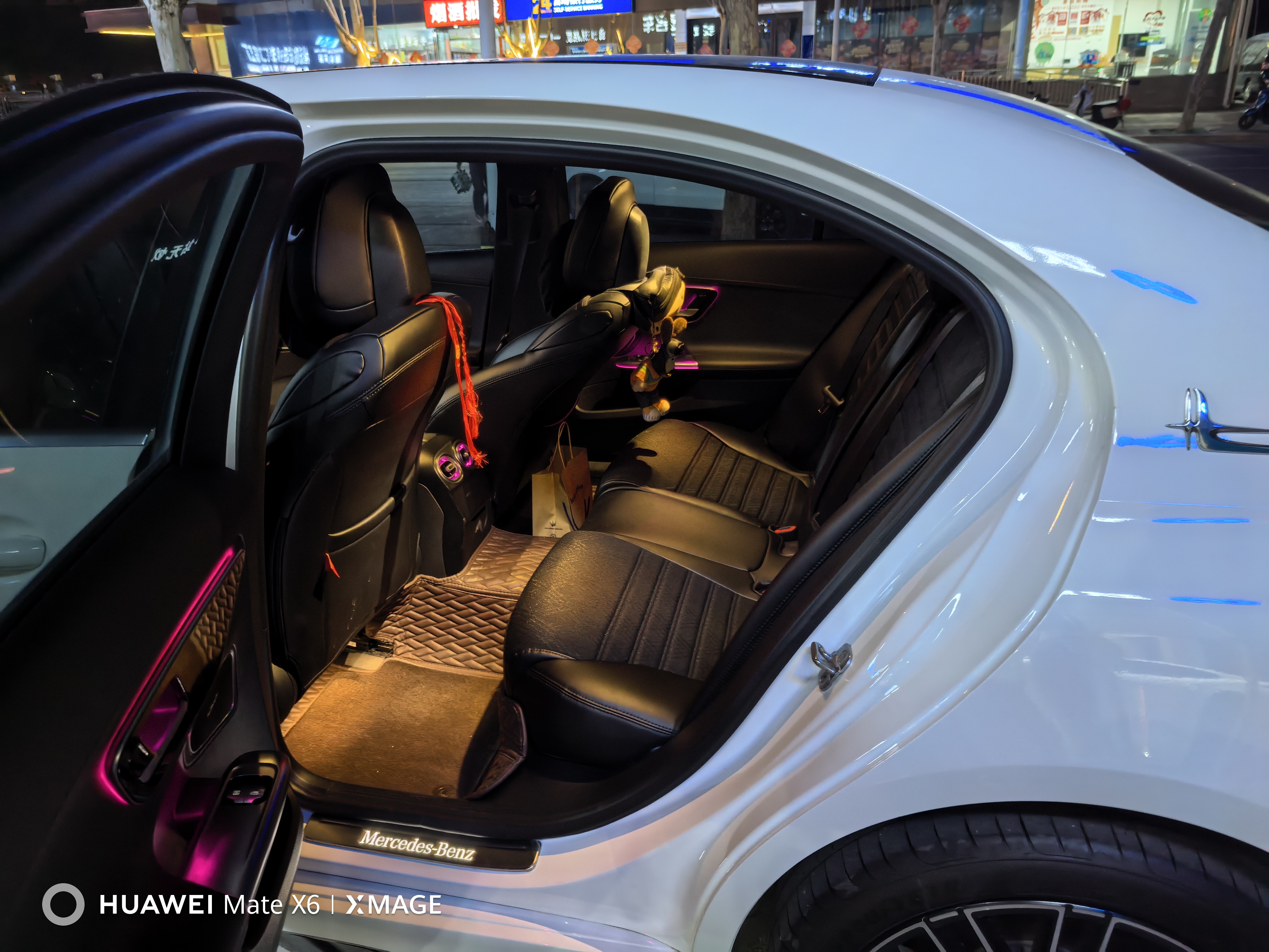 Mercedes-Benz C Class 2024 صورة سيارة #3