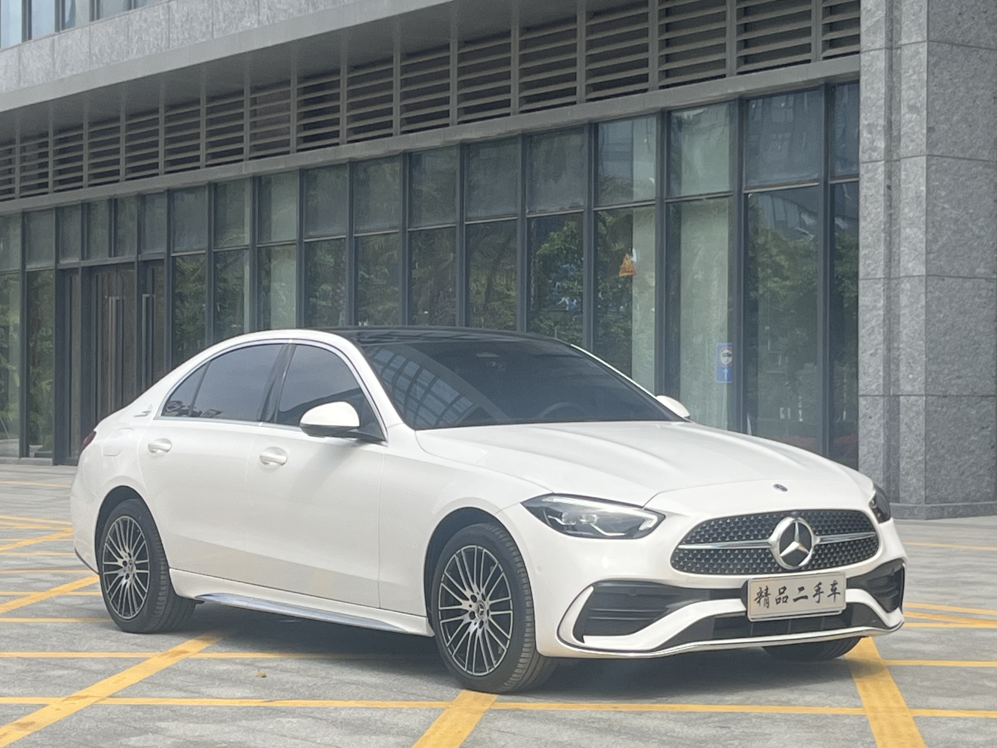 Mercedes-Benz C Class 2024 car image #3