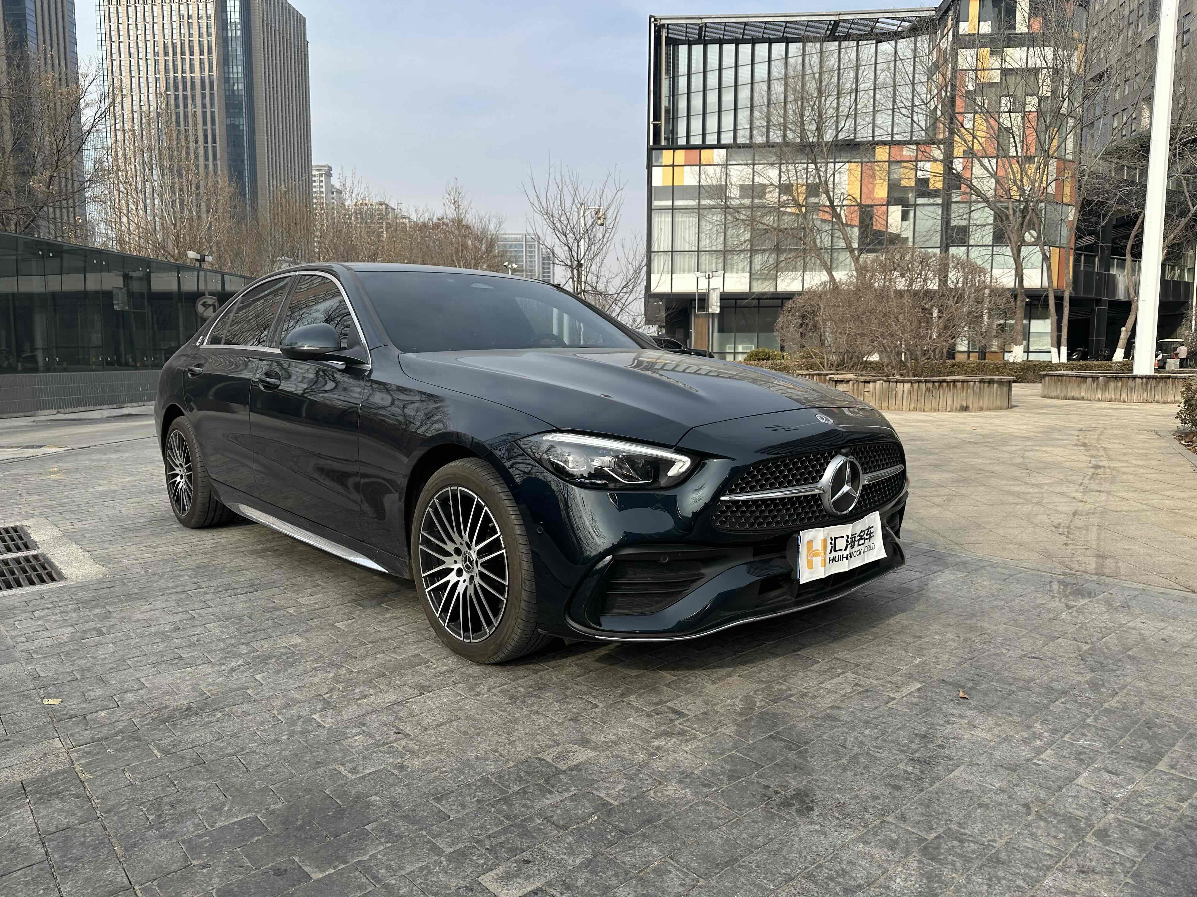 Mercedes-Benz C Class 2024 car image #3