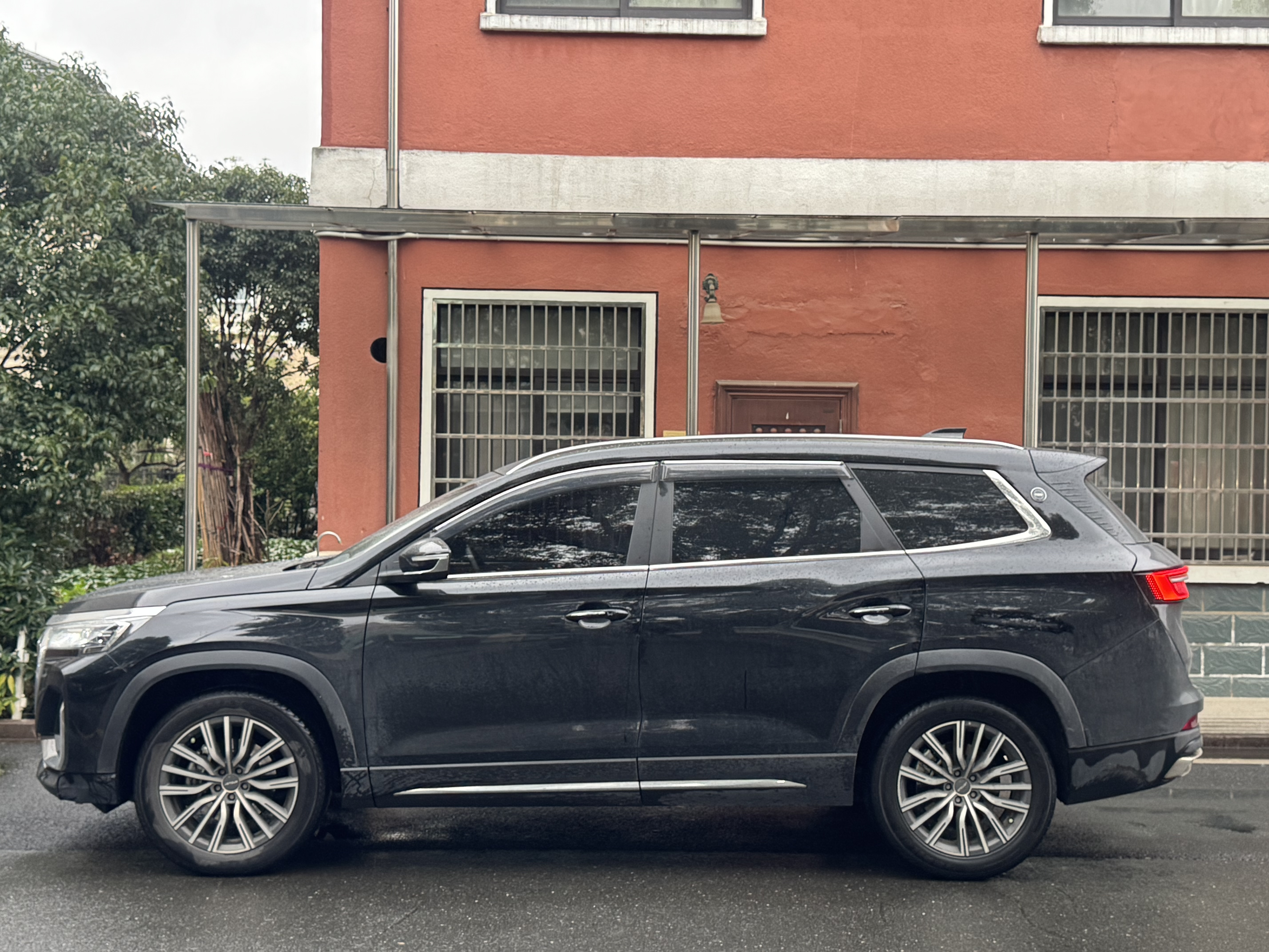 Jetour X90 PLUS 2024 immagine di auto #3