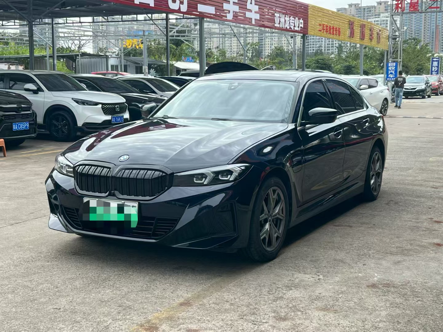 BMW i3 2024 immagine di auto #3