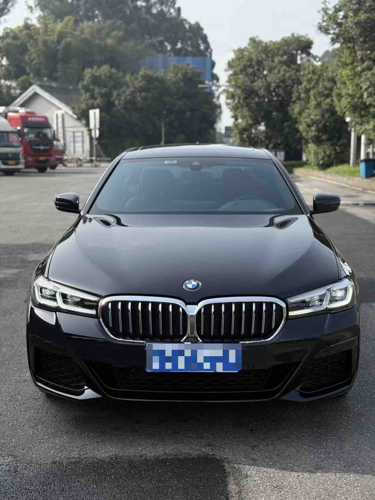 BMW 5 Series 2023 #3 BMW 5 Series 2023 car image #3