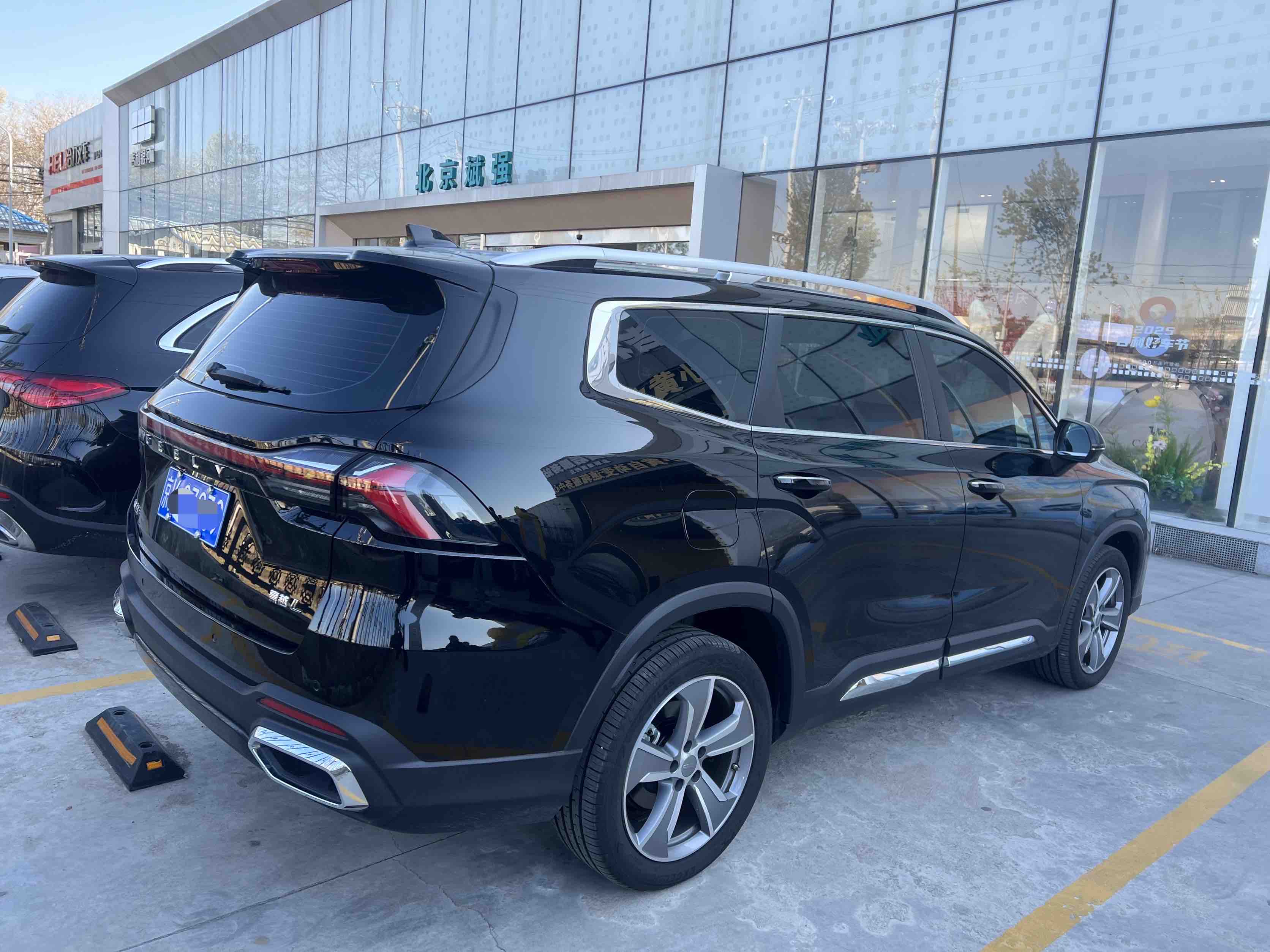 GEELY OkavangoR7 2024 #3 GEELY OkavangoR7 2024 car image #3