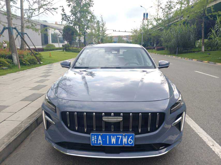 GEELY PrefaceL 2023 car image #3
