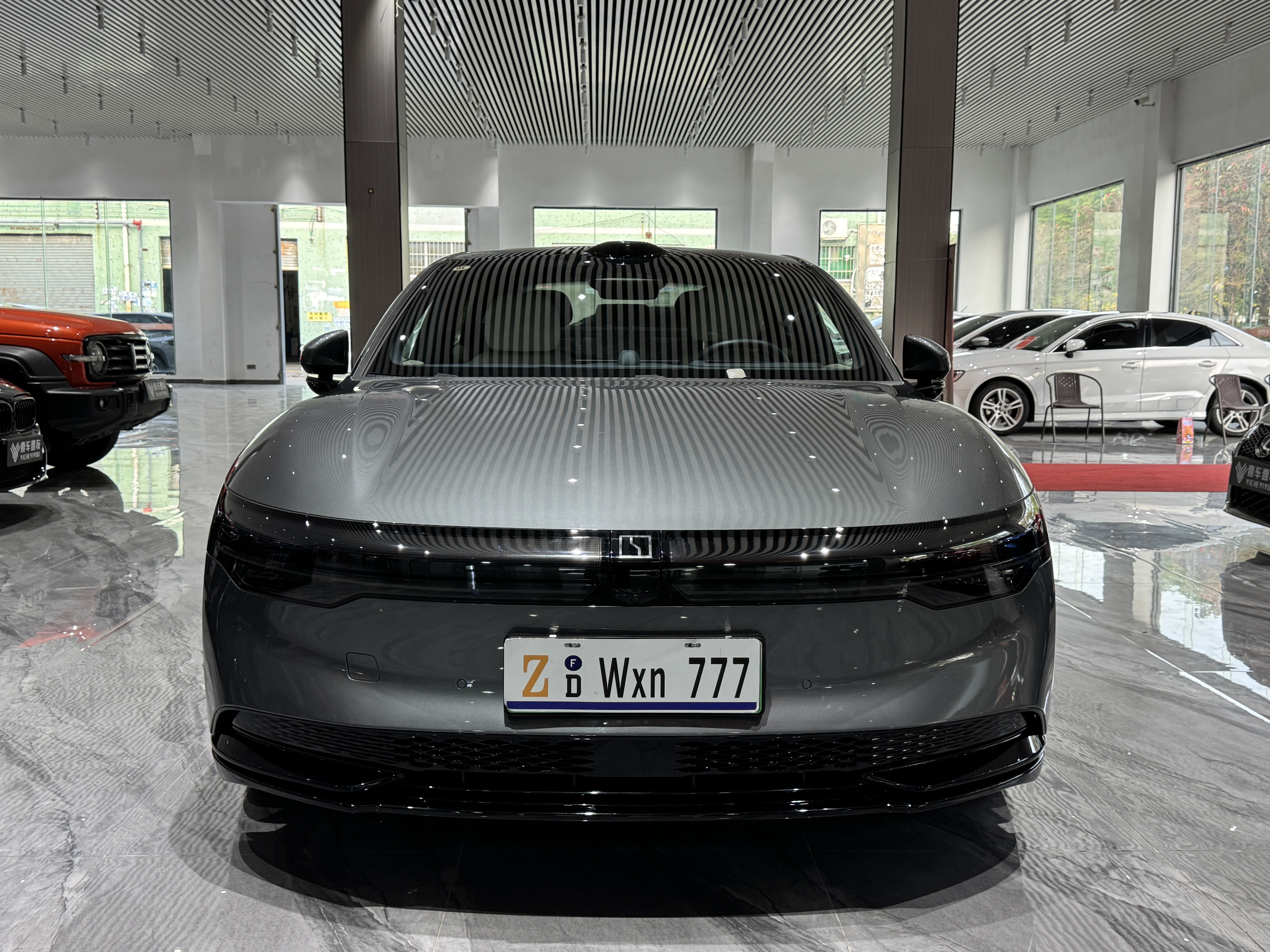 极氪 极氪007 2024 汽车图片 #3