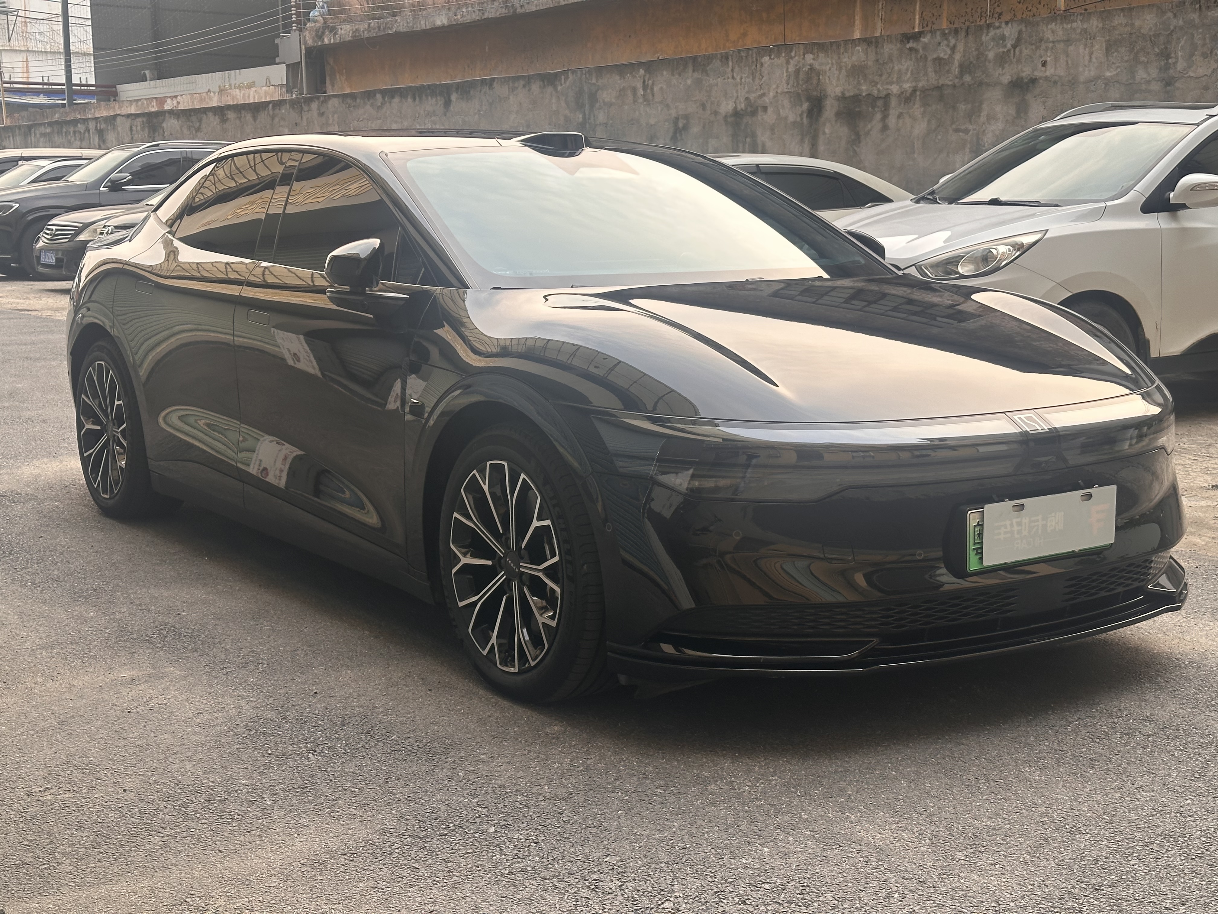 极氪 极氪007 2024 汽车图片 #3