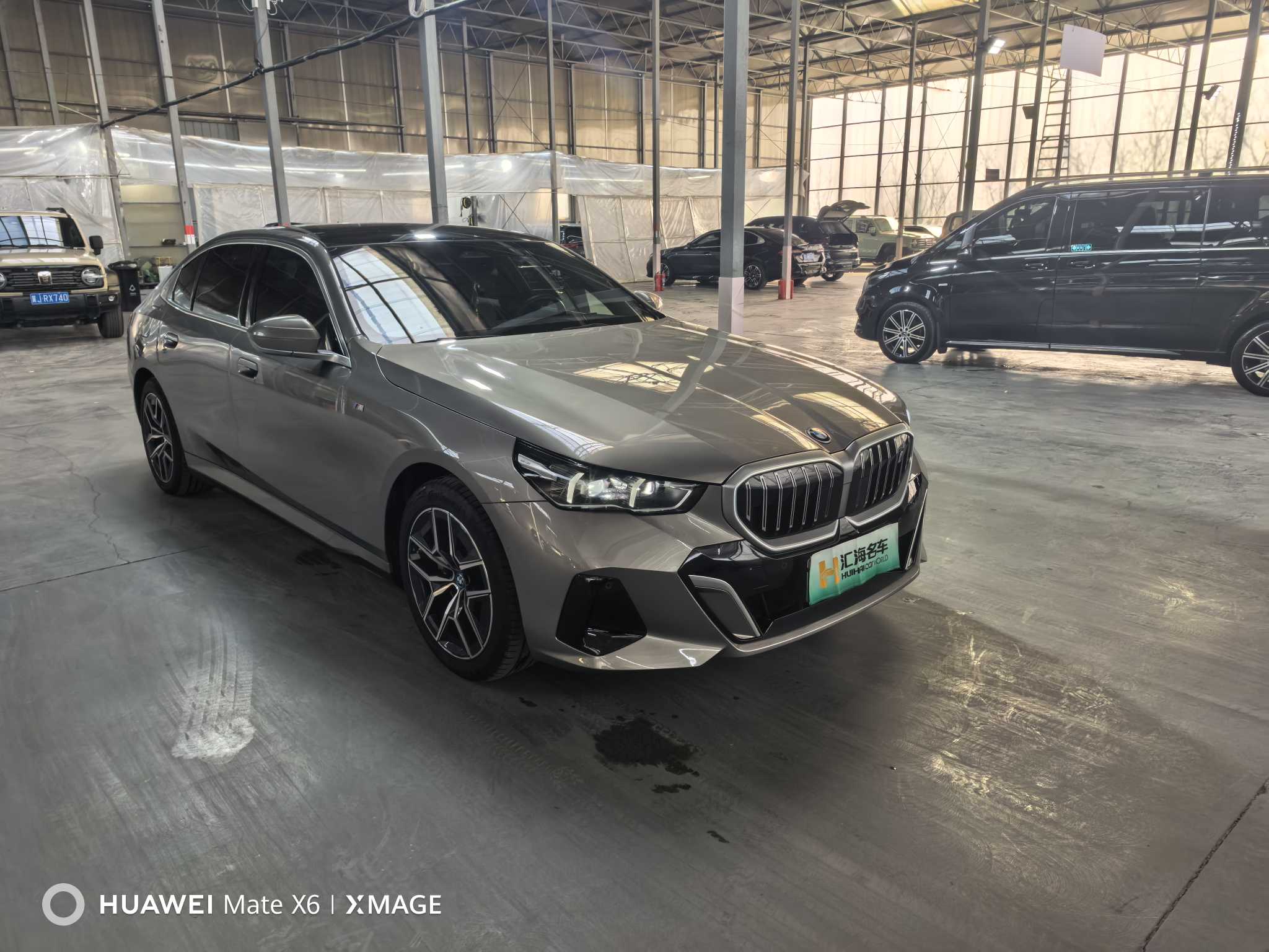 BMW i5 2024 car image #3