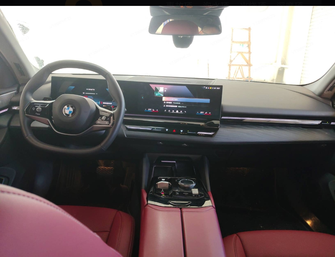 BMW 5 Series 2024 #3 BMW 5 Series 2024 car image #3