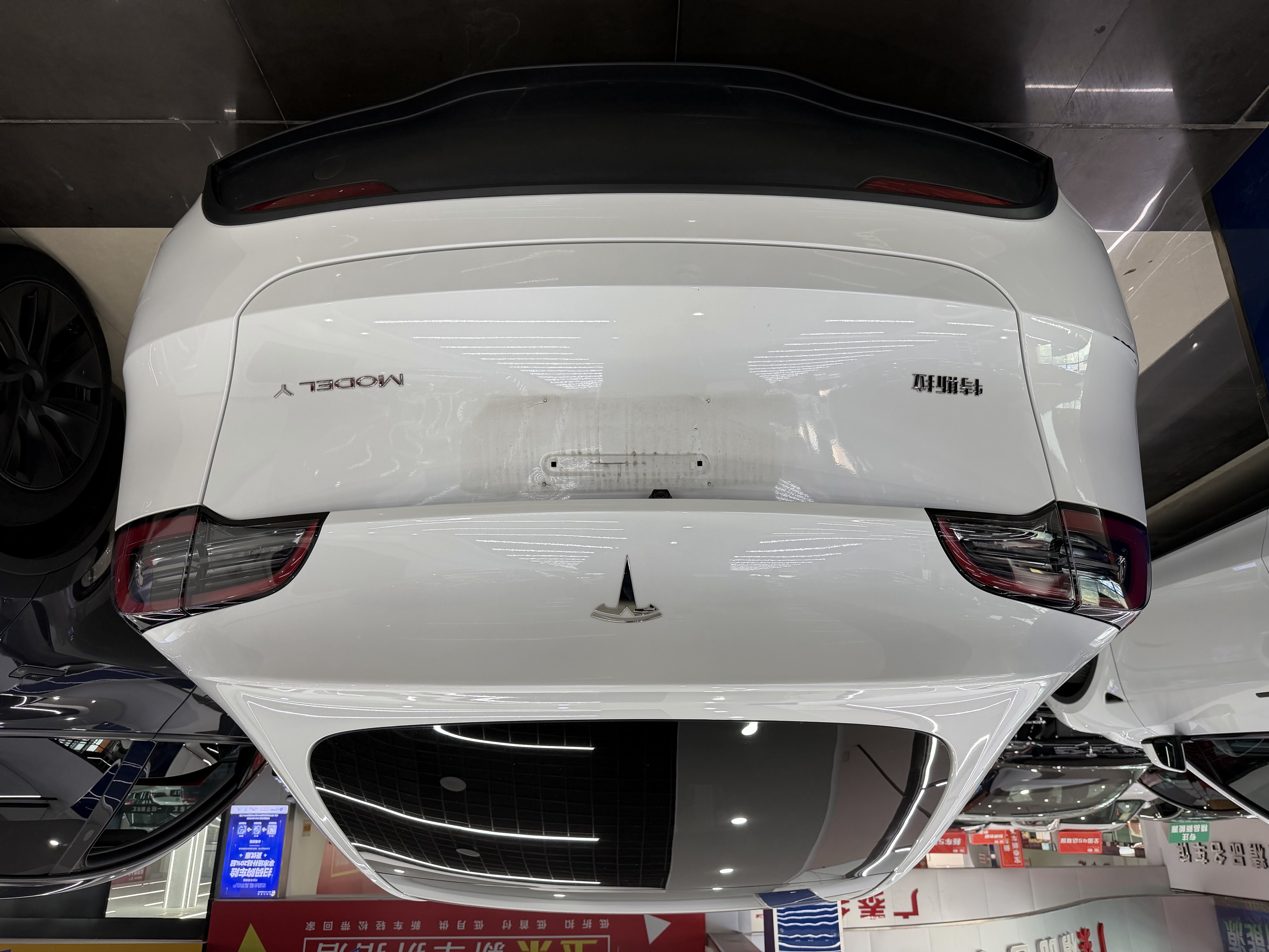 Tesla Model Y 2024 #3 Tesla Model Y 2024 car image #3