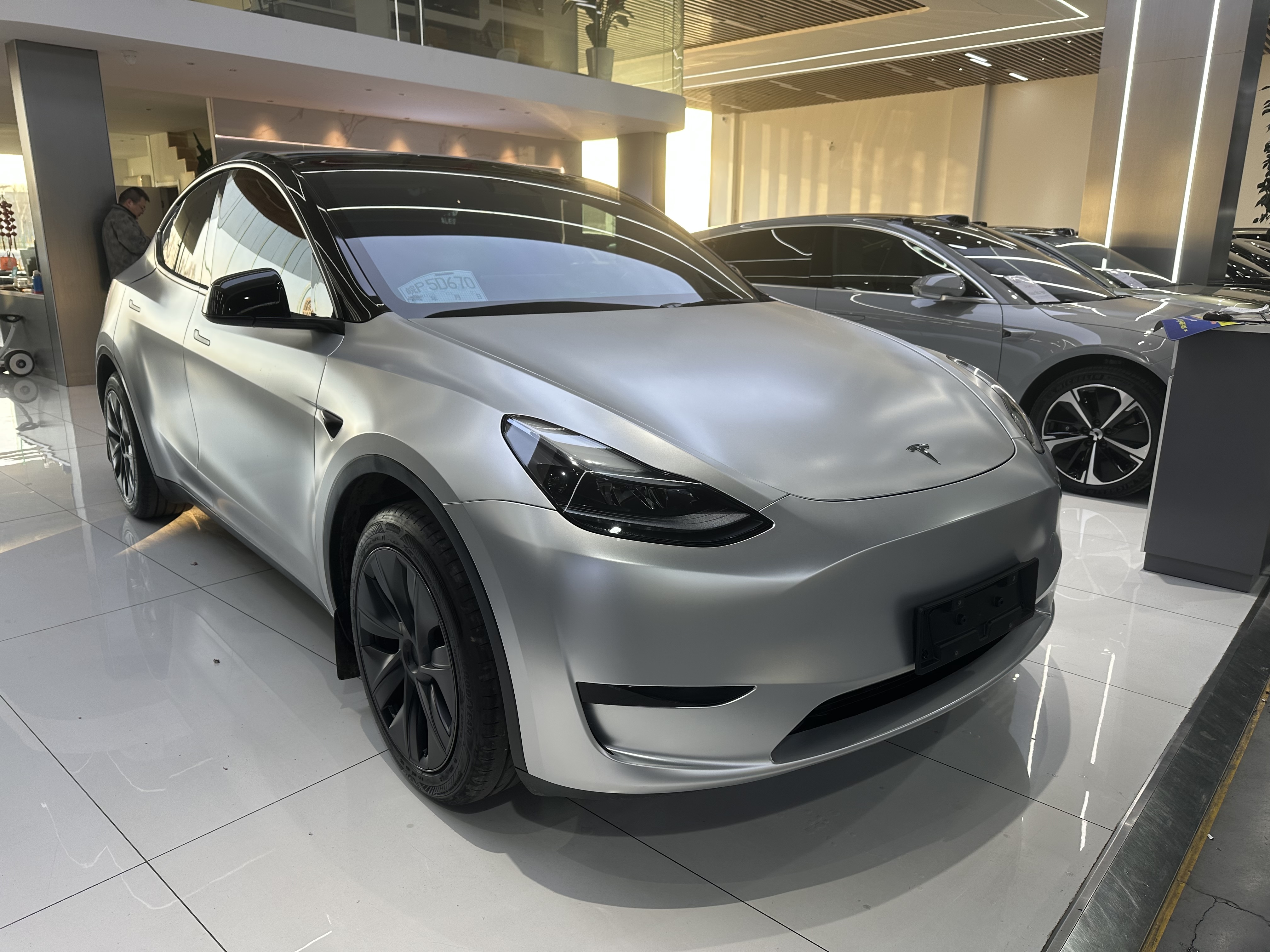 Tesla Model Y 2024 car image #3