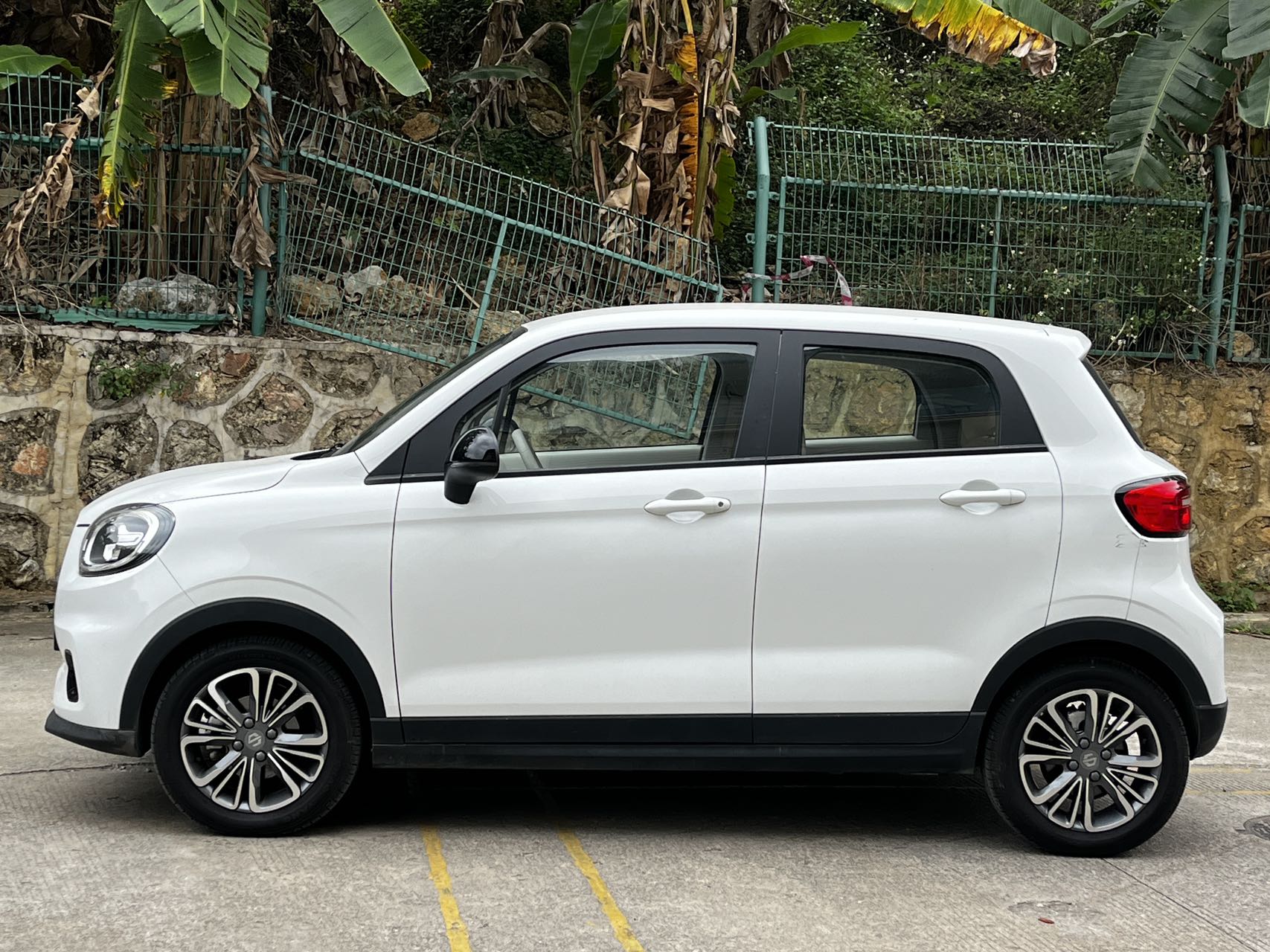 零跑汽车 零跑T03 2024 汽车图片 #3