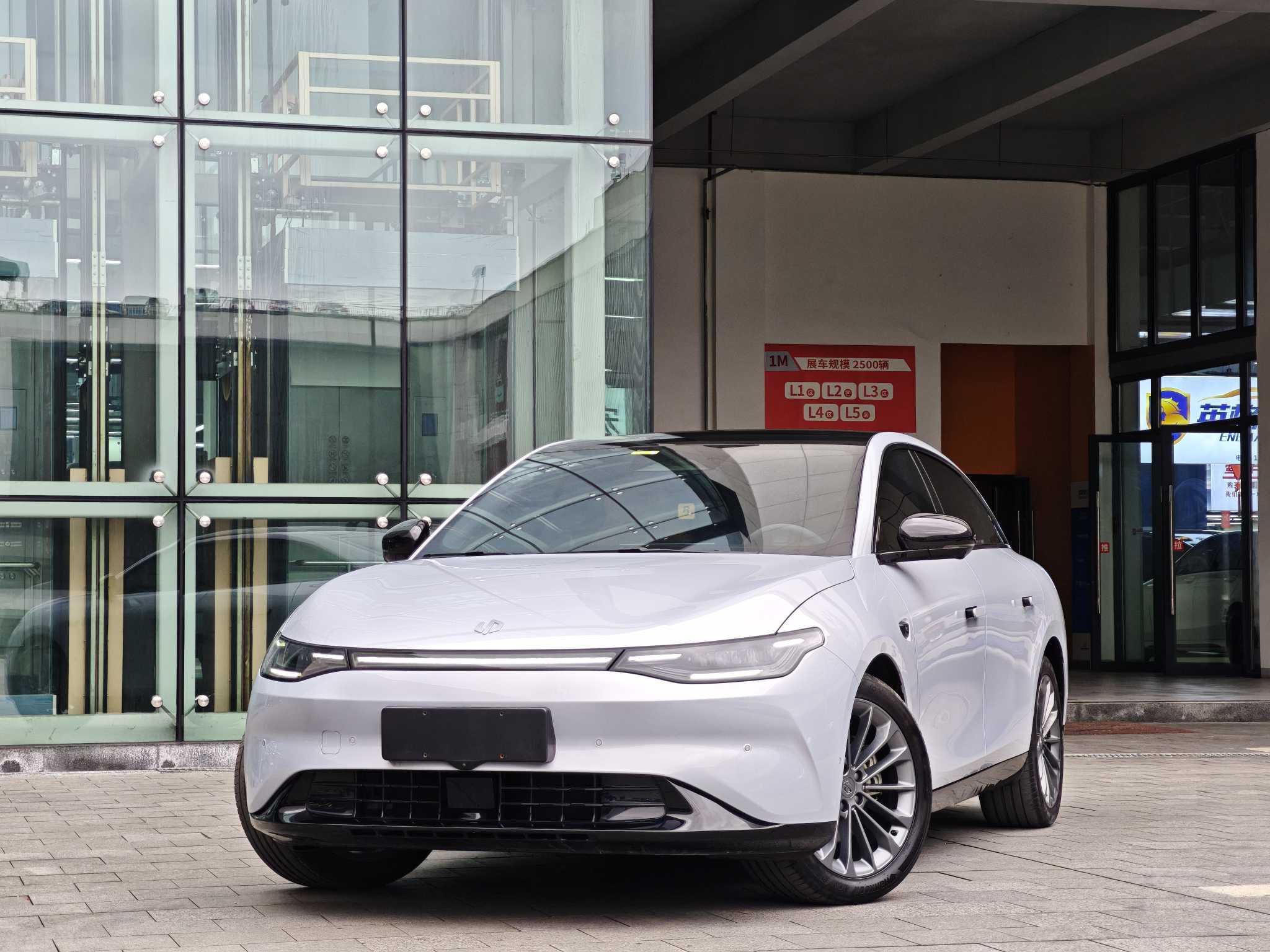 零跑汽车 零跑C01 2024 汽车图片 #3