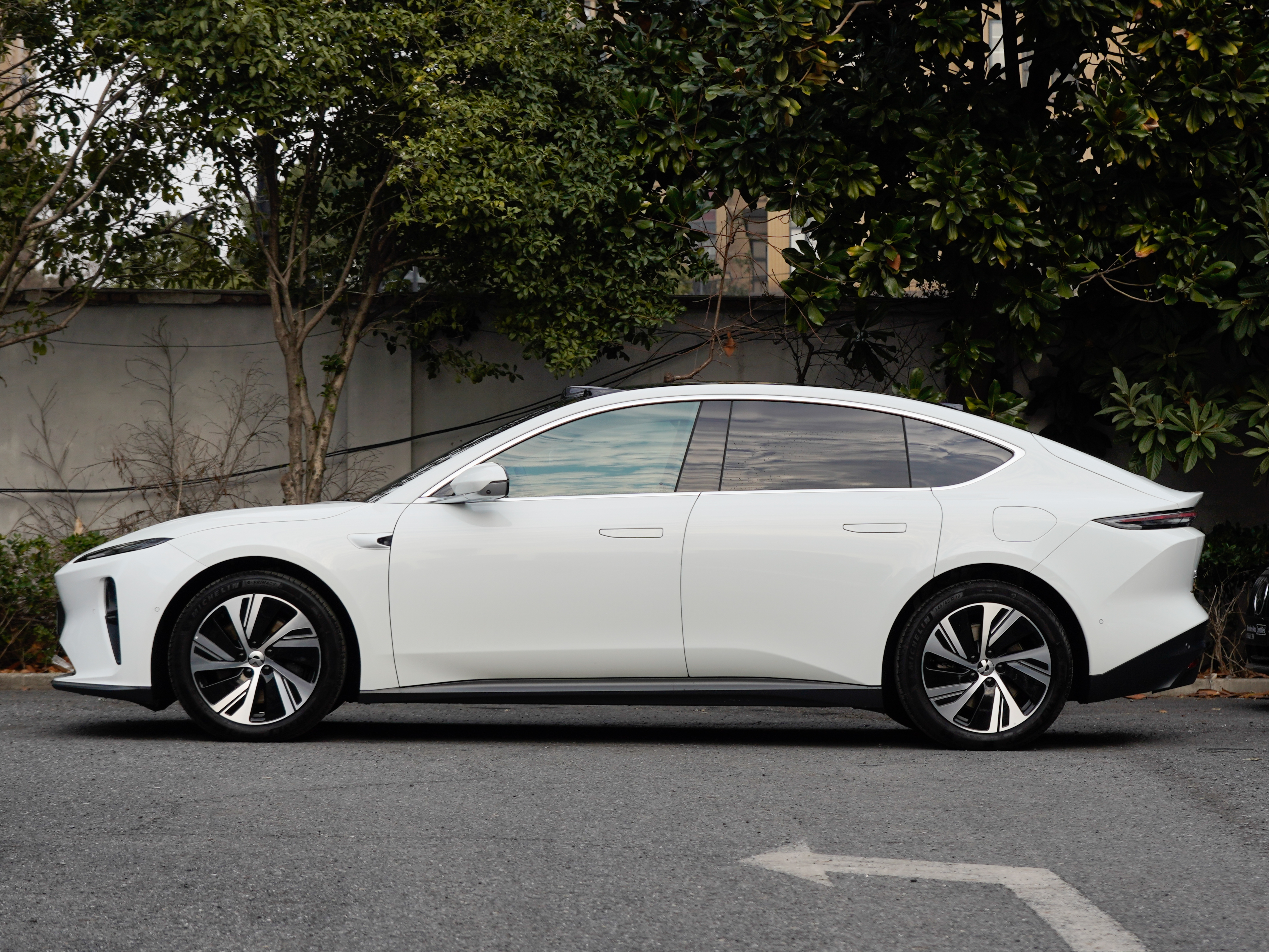 蔚来 蔚来ET5 2024 汽车图片 #3