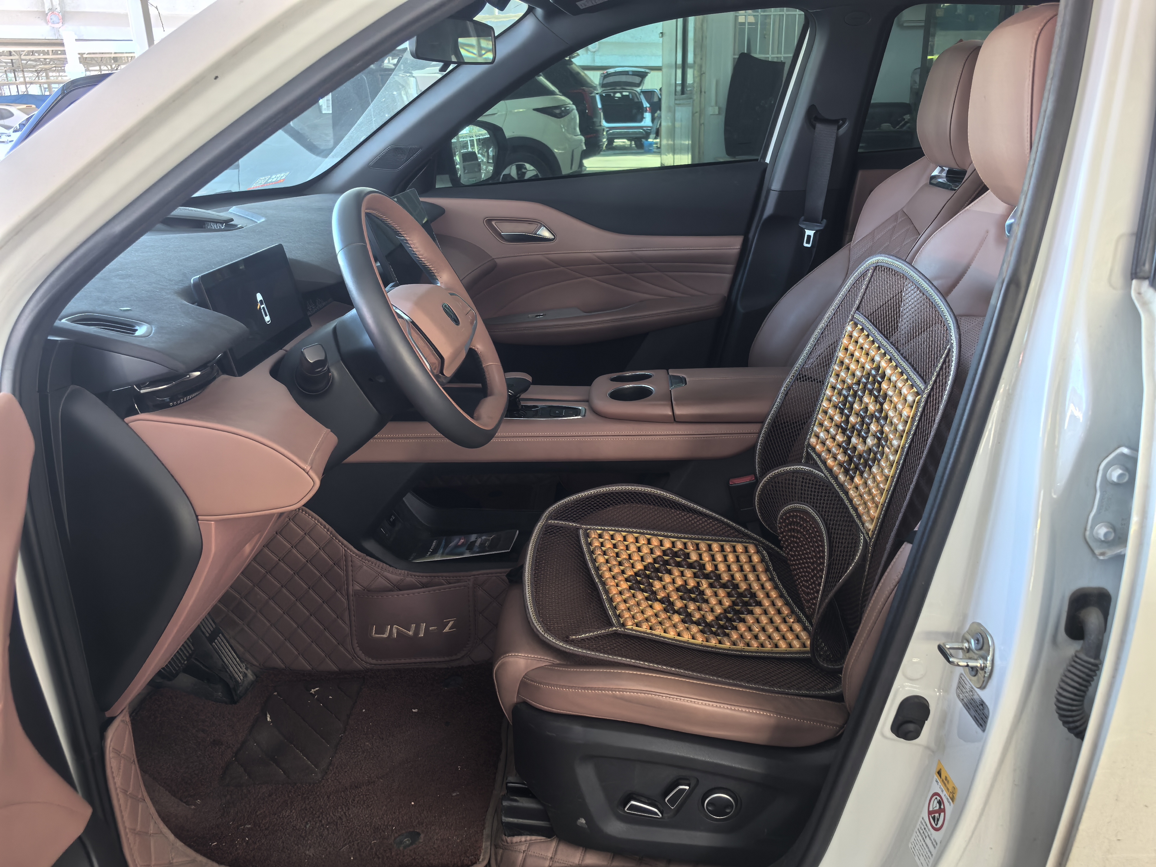 Changan UNI-Z 2024 car image #3