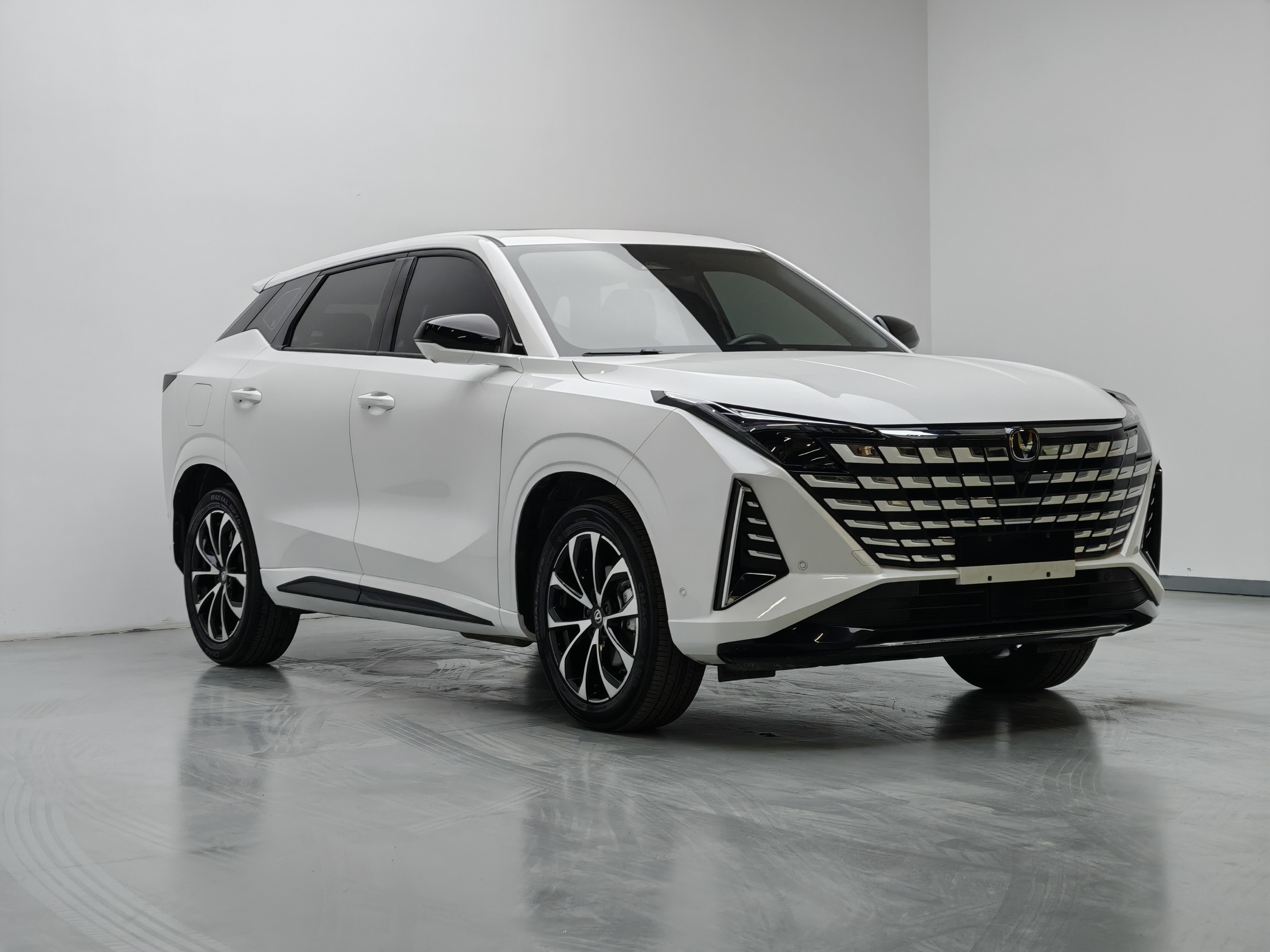 Changan UNI-Z PHEV 2024 #3 Changan UNI-Z PHEV 2024 car image #3