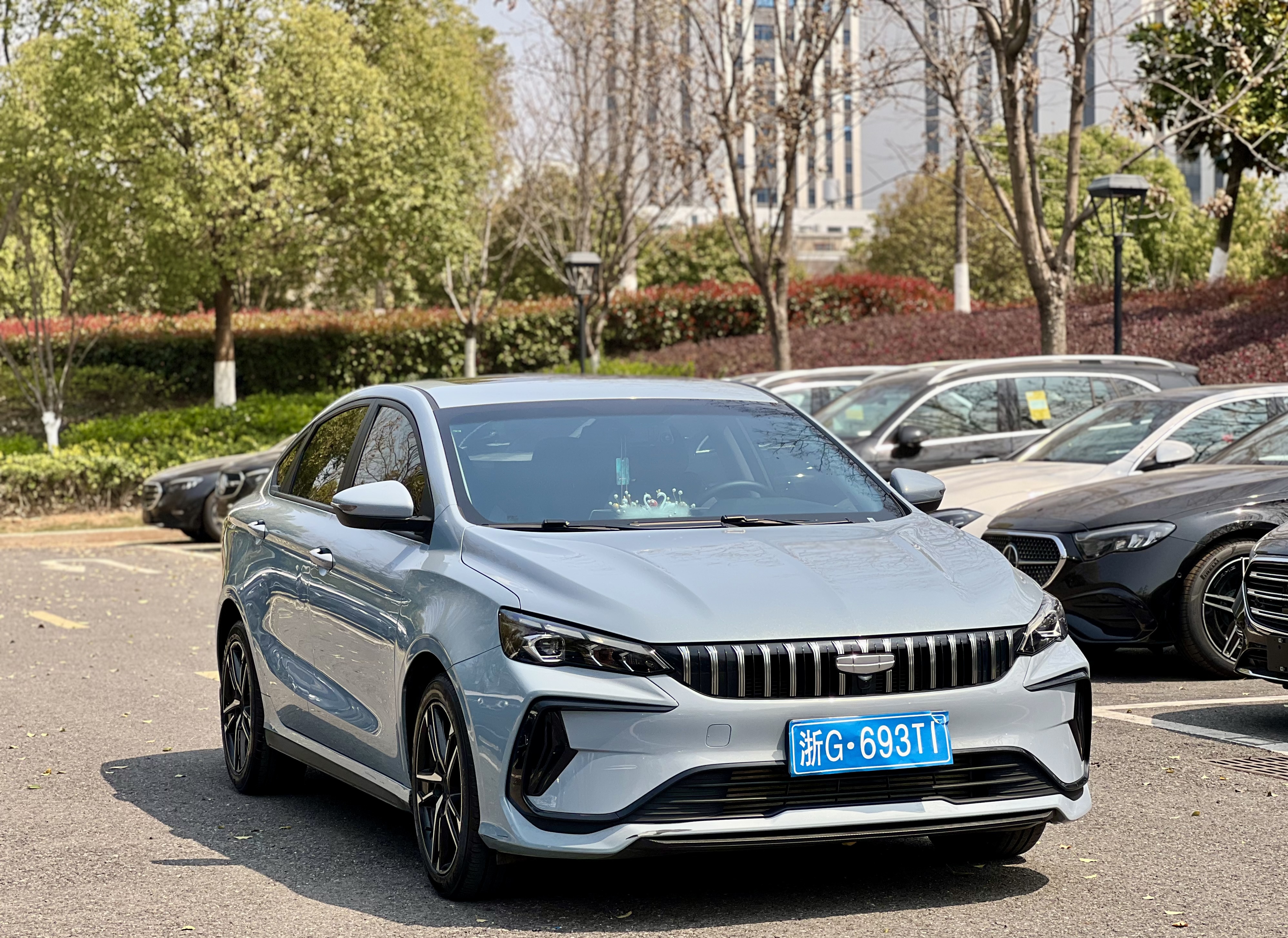 GEELY Binray 2023 car image #3
