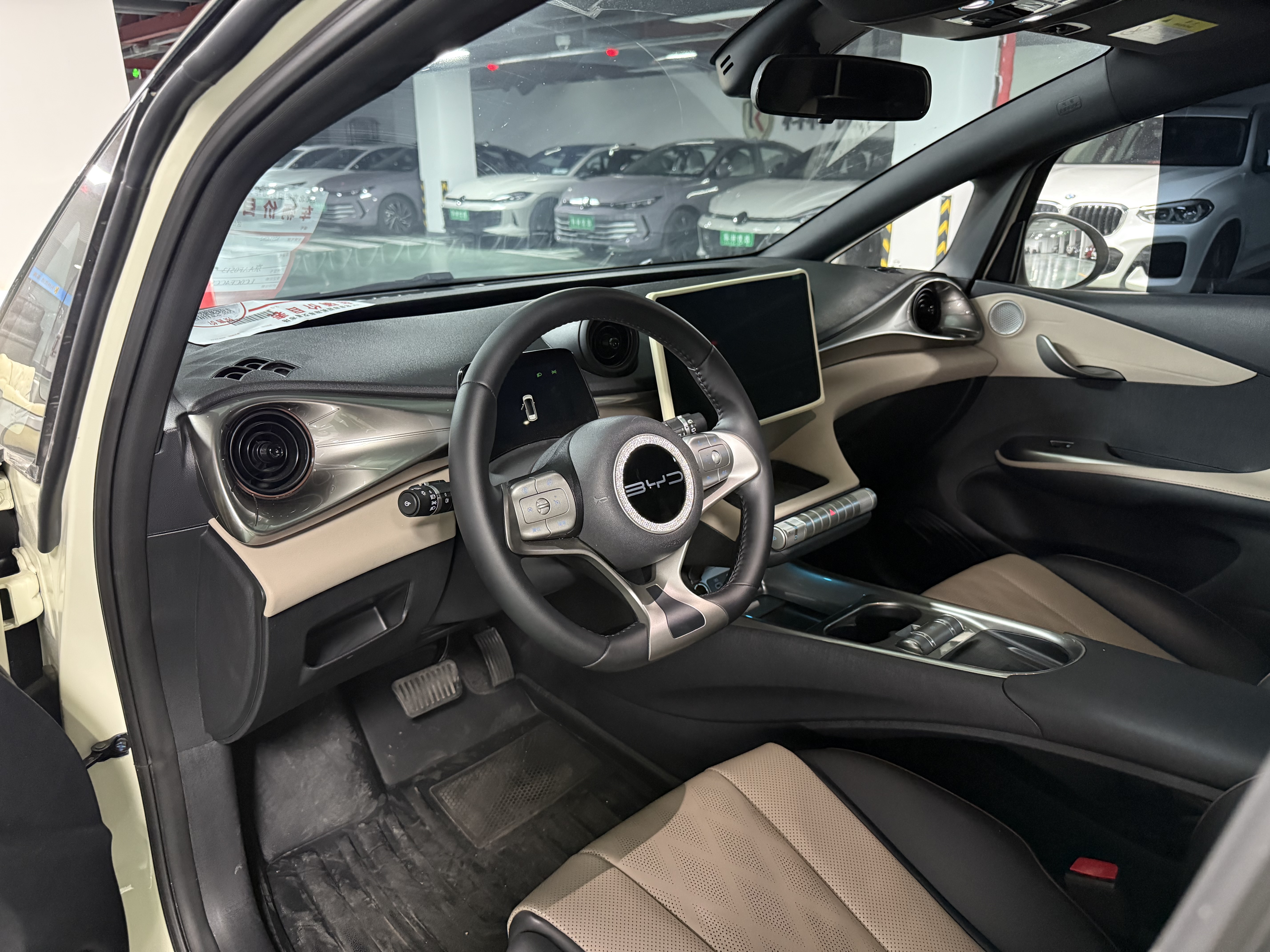 BYD Dolphin 2024 imagem de carro #3