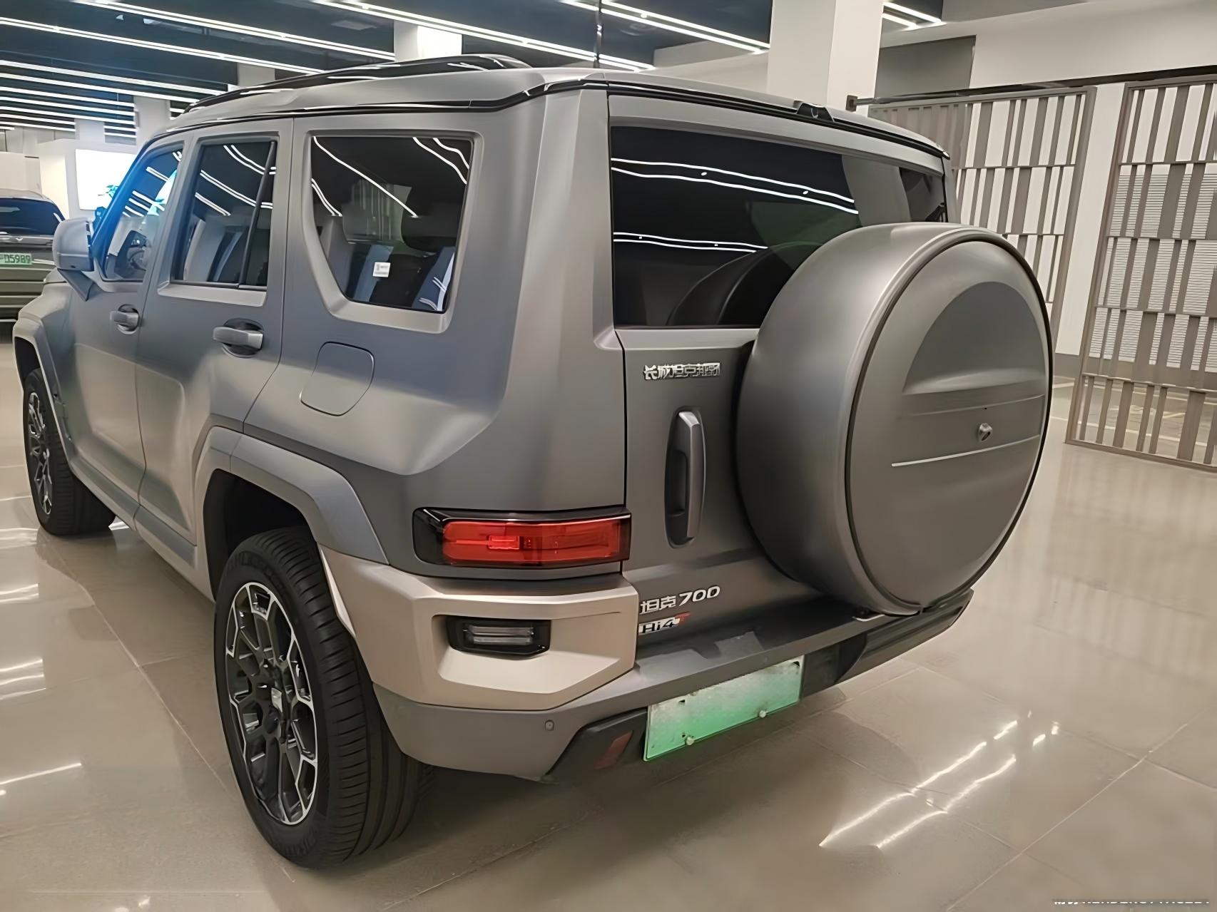 Tank 700 New Energy 2024 car image #3