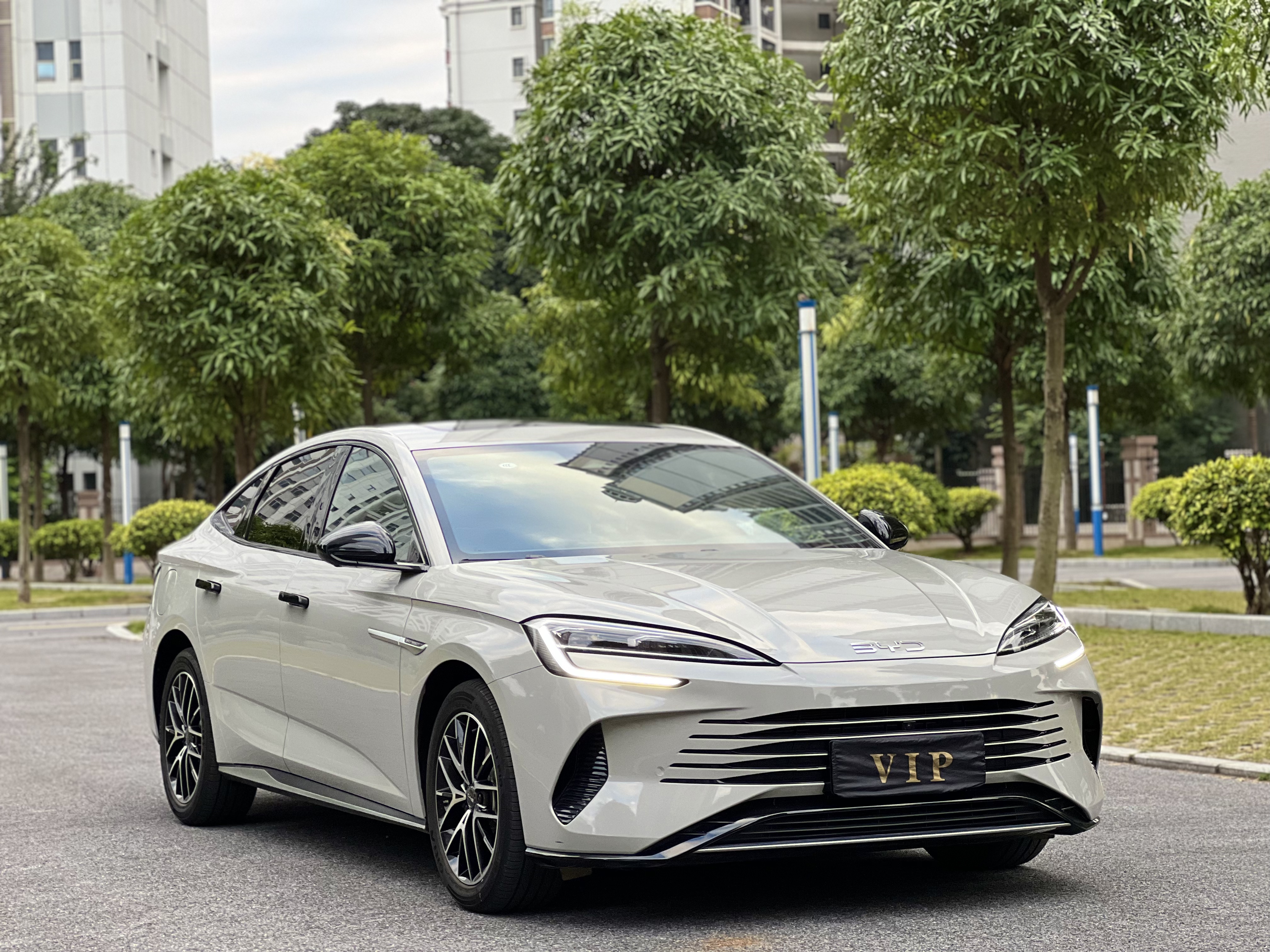 BYD Seal 2024 immagine di auto #3