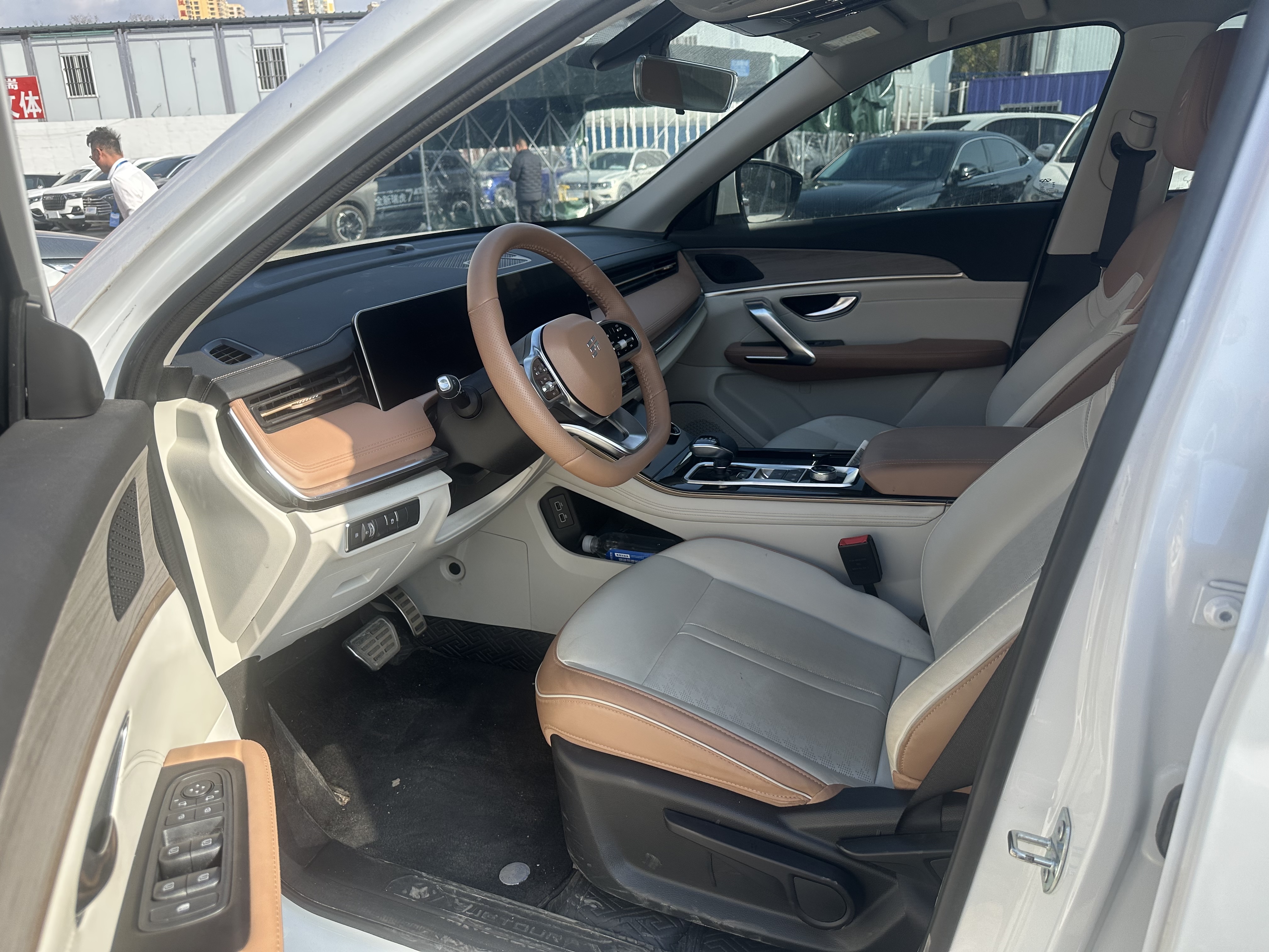 Jetour X70 C-DM 2024 #3 Jetour X70 C-DM 2024 car image #3