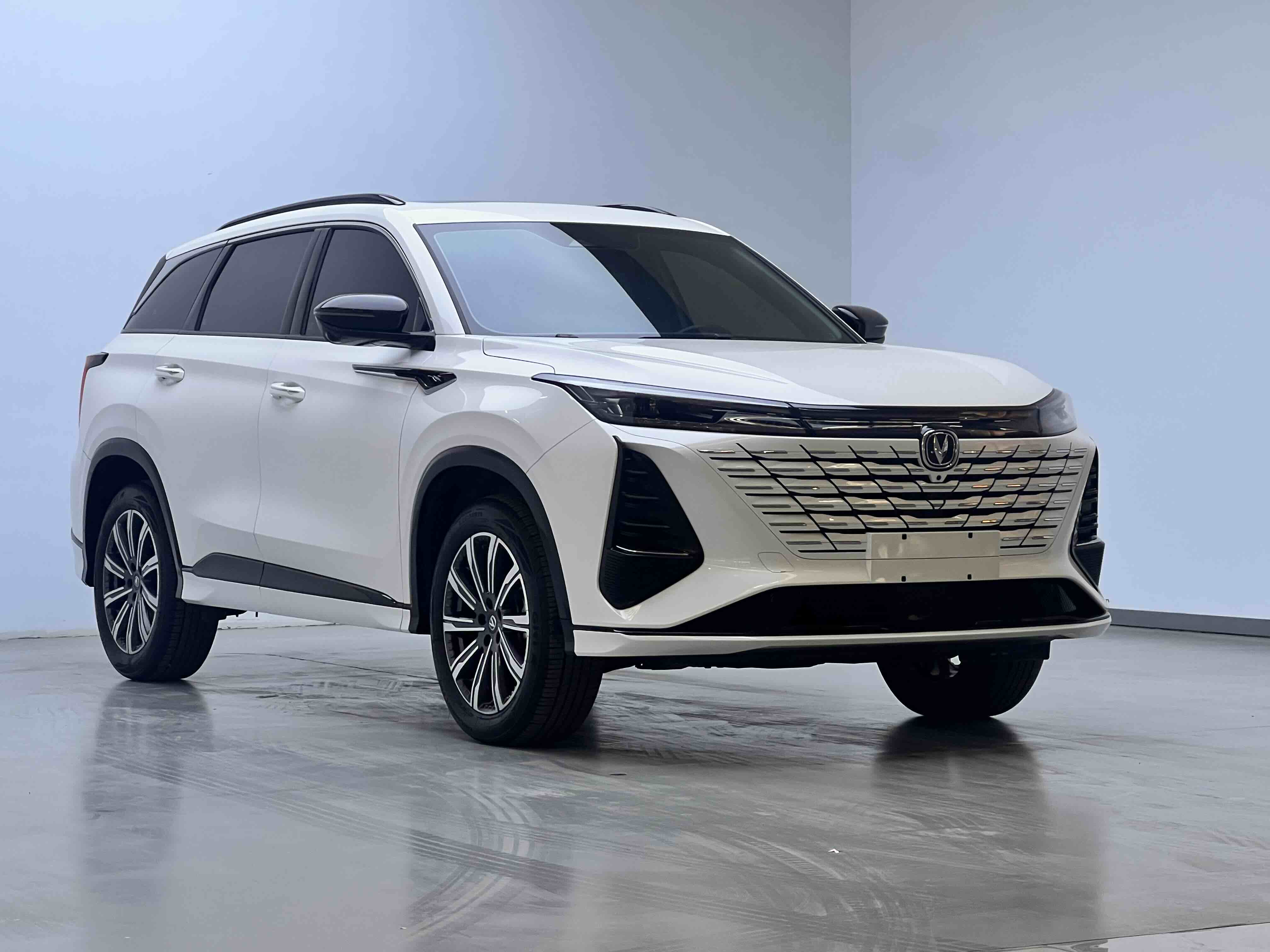 Changan CS75 Plus 2024 car image #3