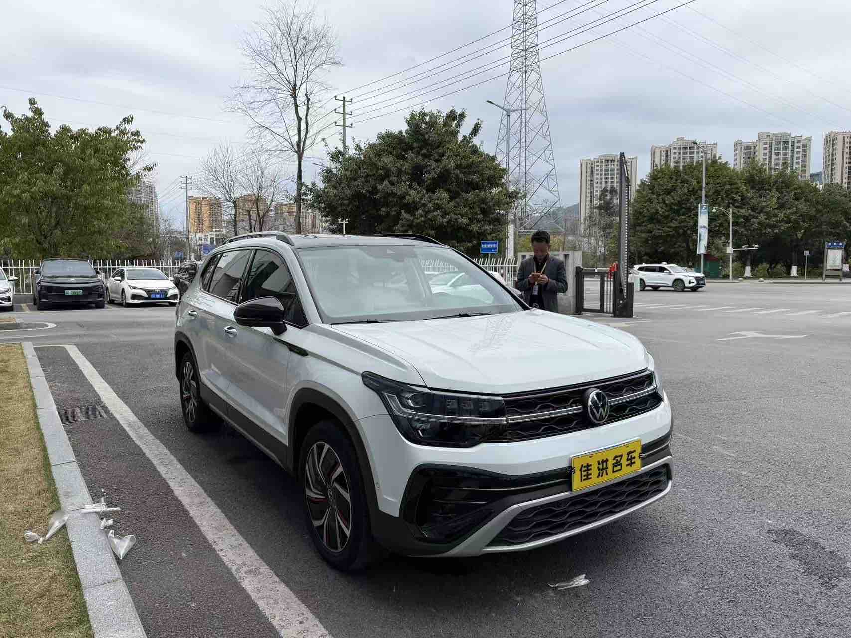 Volkswagen Tharu 2024 car image #3