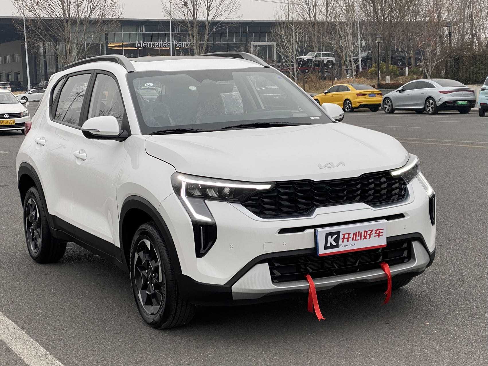 Kia Sonet 2024 صورة سيارة #3