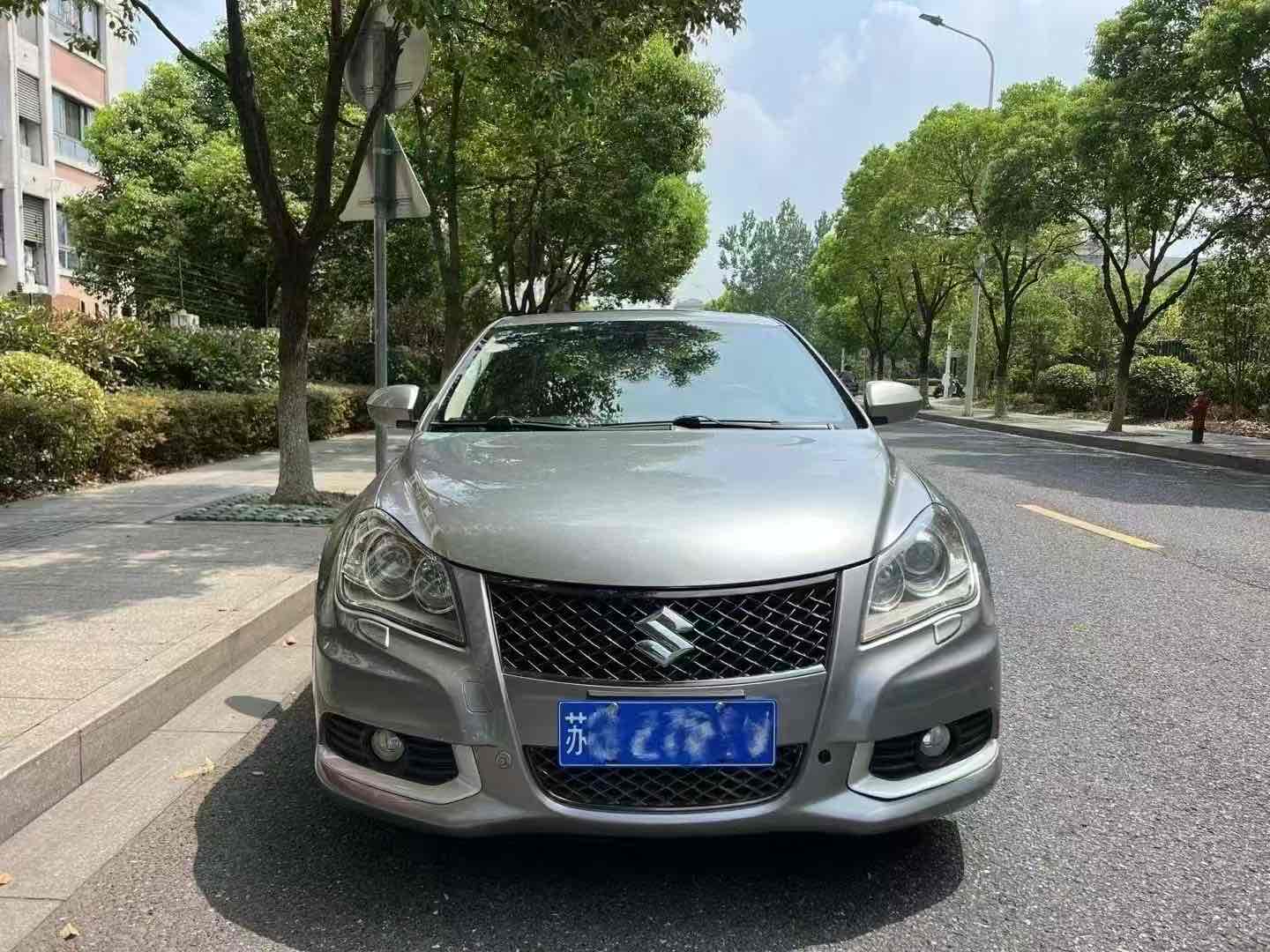 Suzuki Kizashi 2016 изображение автомобиля #3