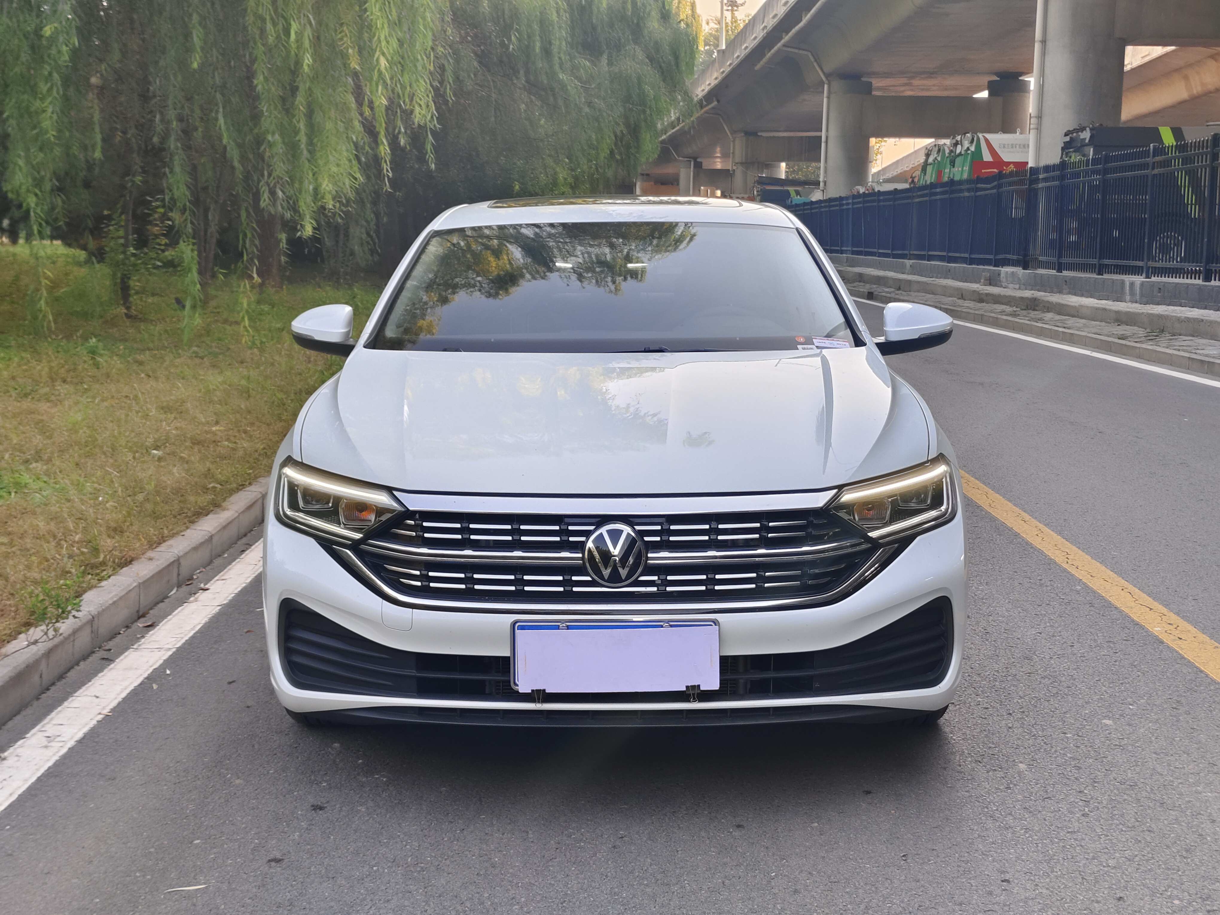 Volkswagen Sagitar 2025 immagine di auto #3