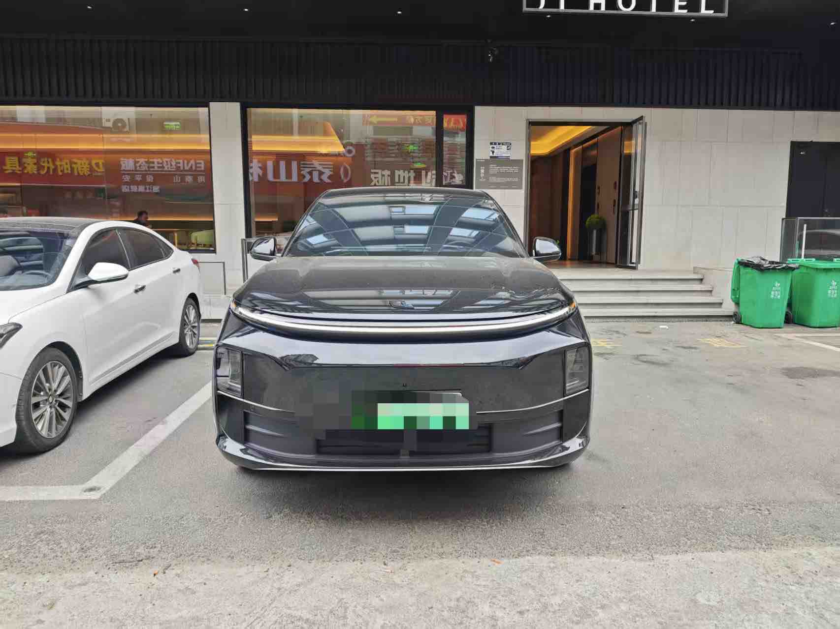 Li L6 2024 #3 Li L6 2024 car image #3