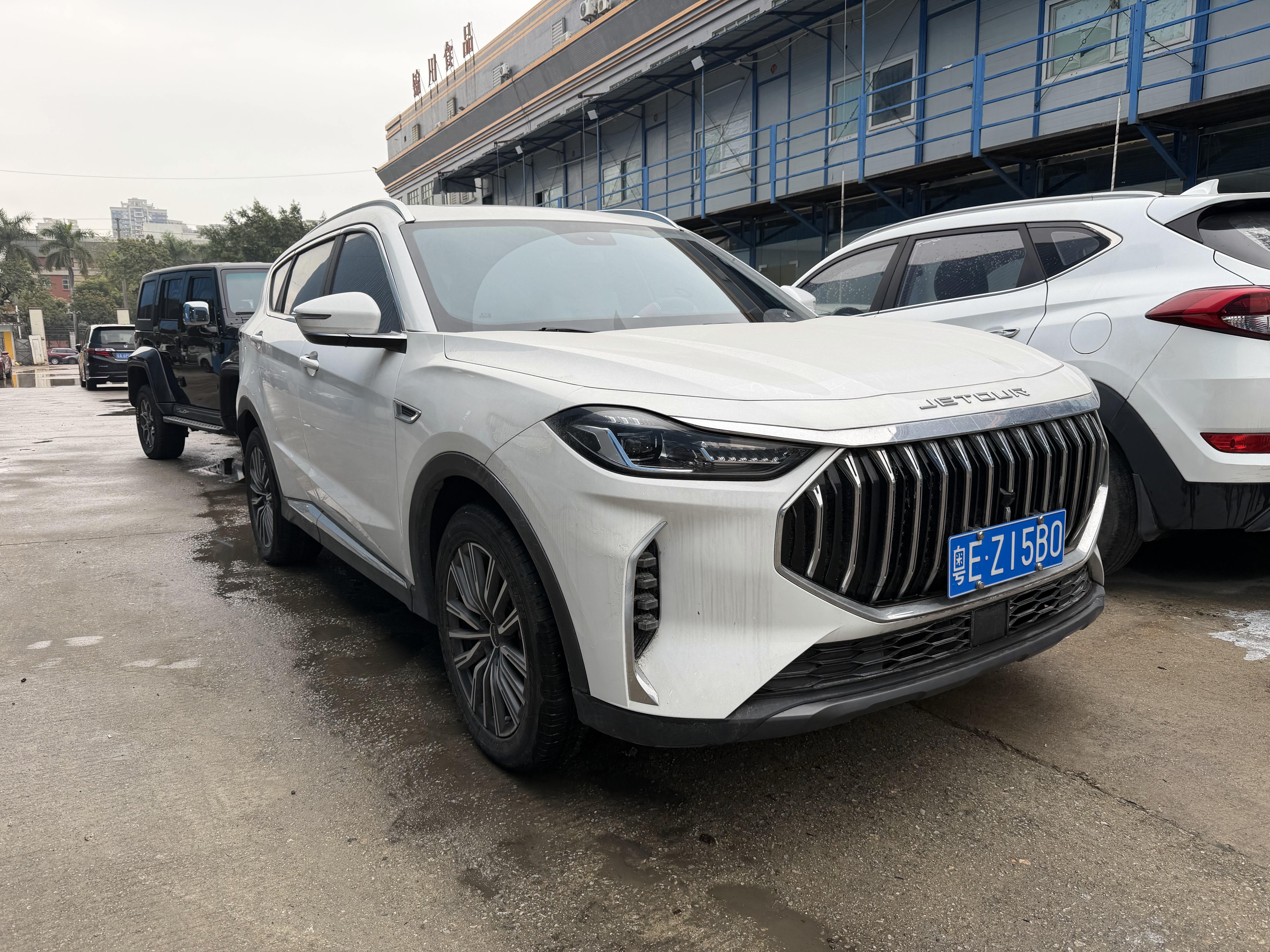 Jetour X70 PLUS 2025 car image #3