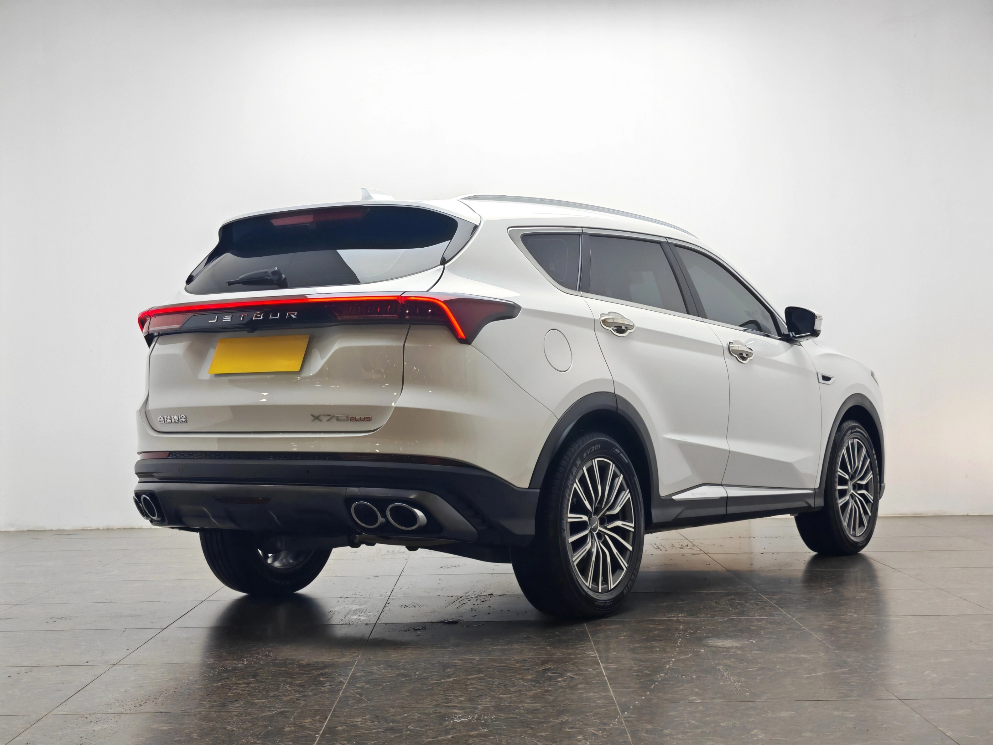 Jetour X70 PLUS 2024 car image #3
