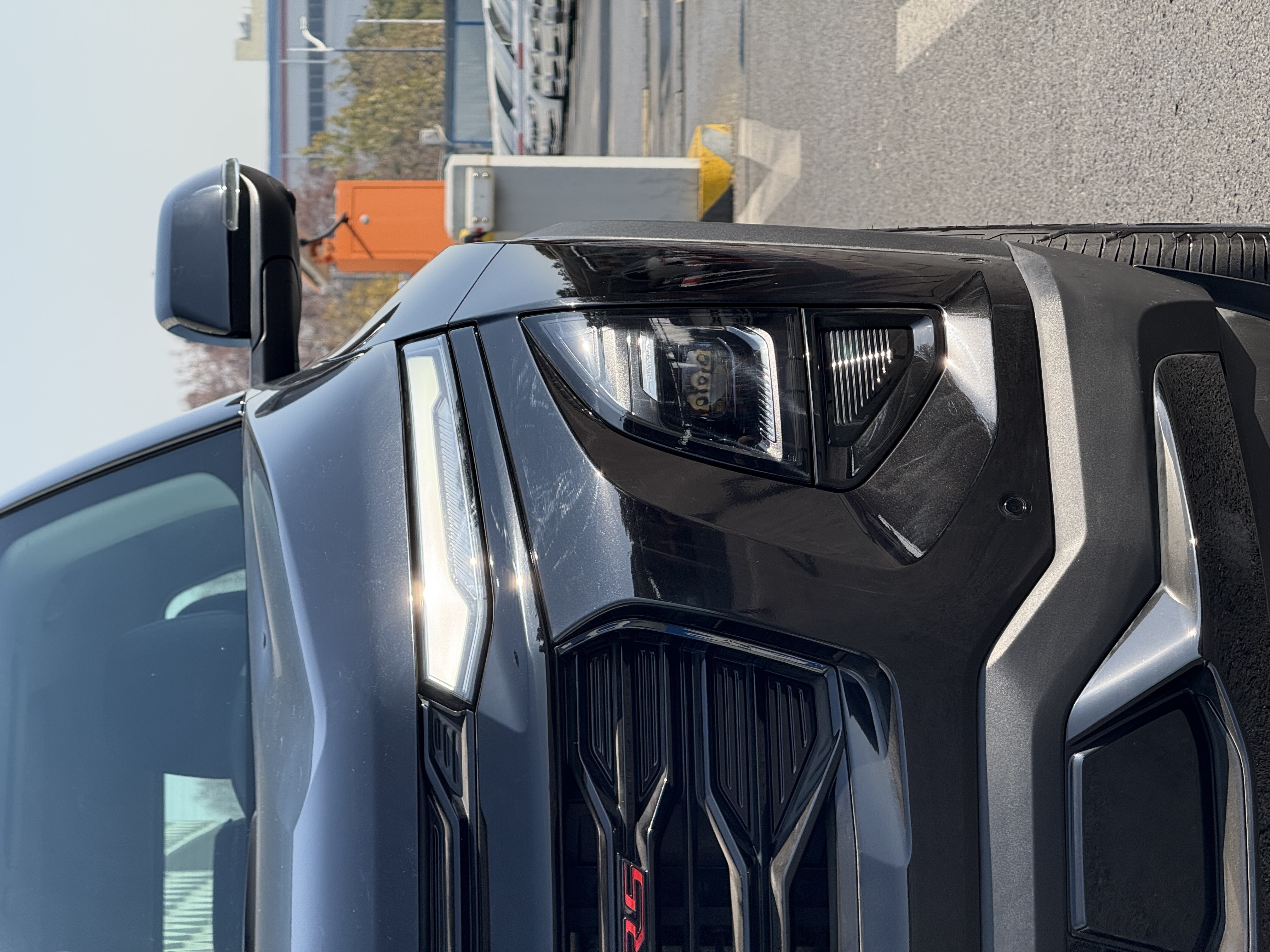 Chevrolet Equinox Plus 2025 car image #3