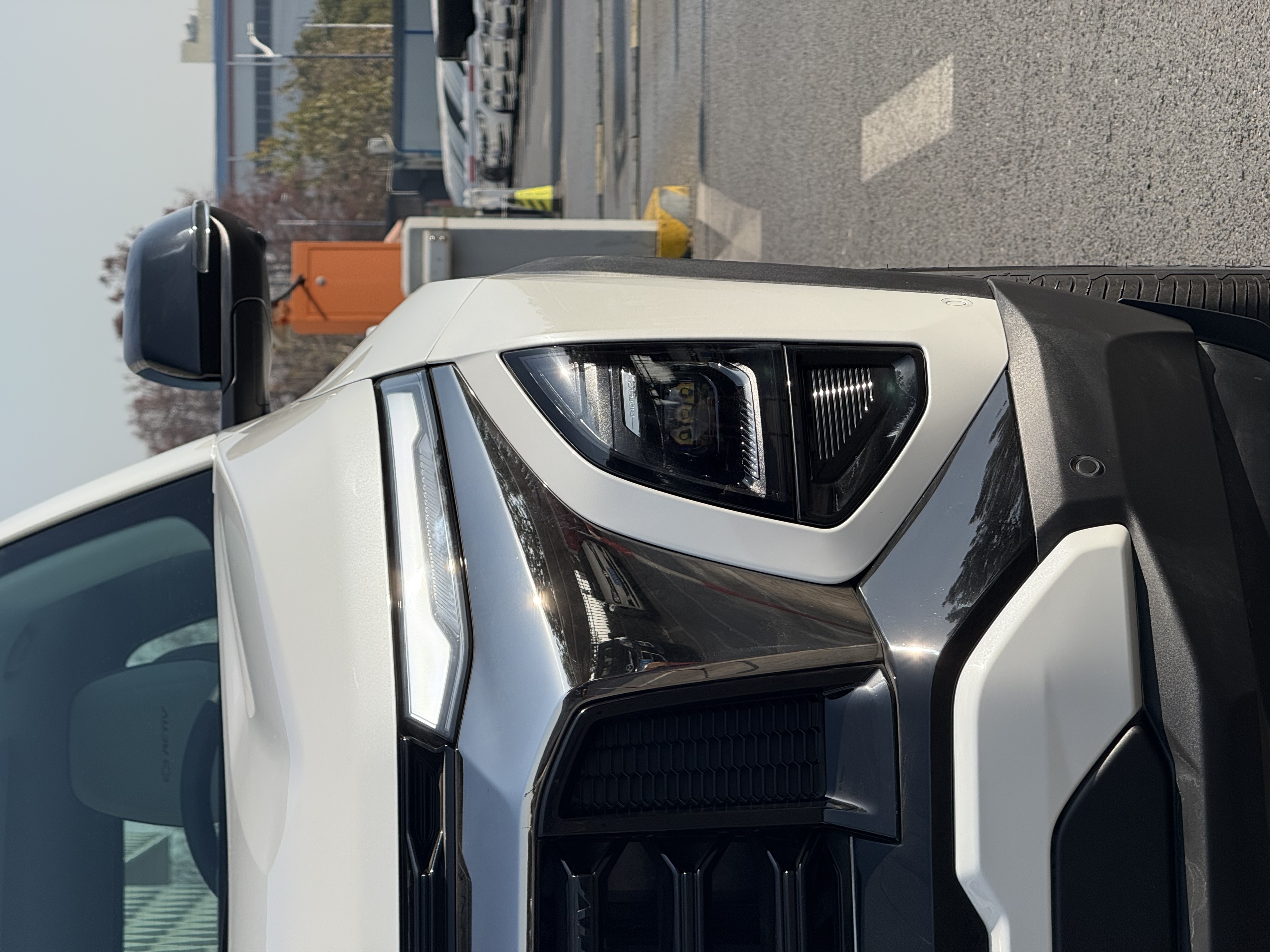 Chevrolet Equinox Plus 2025 car image #3