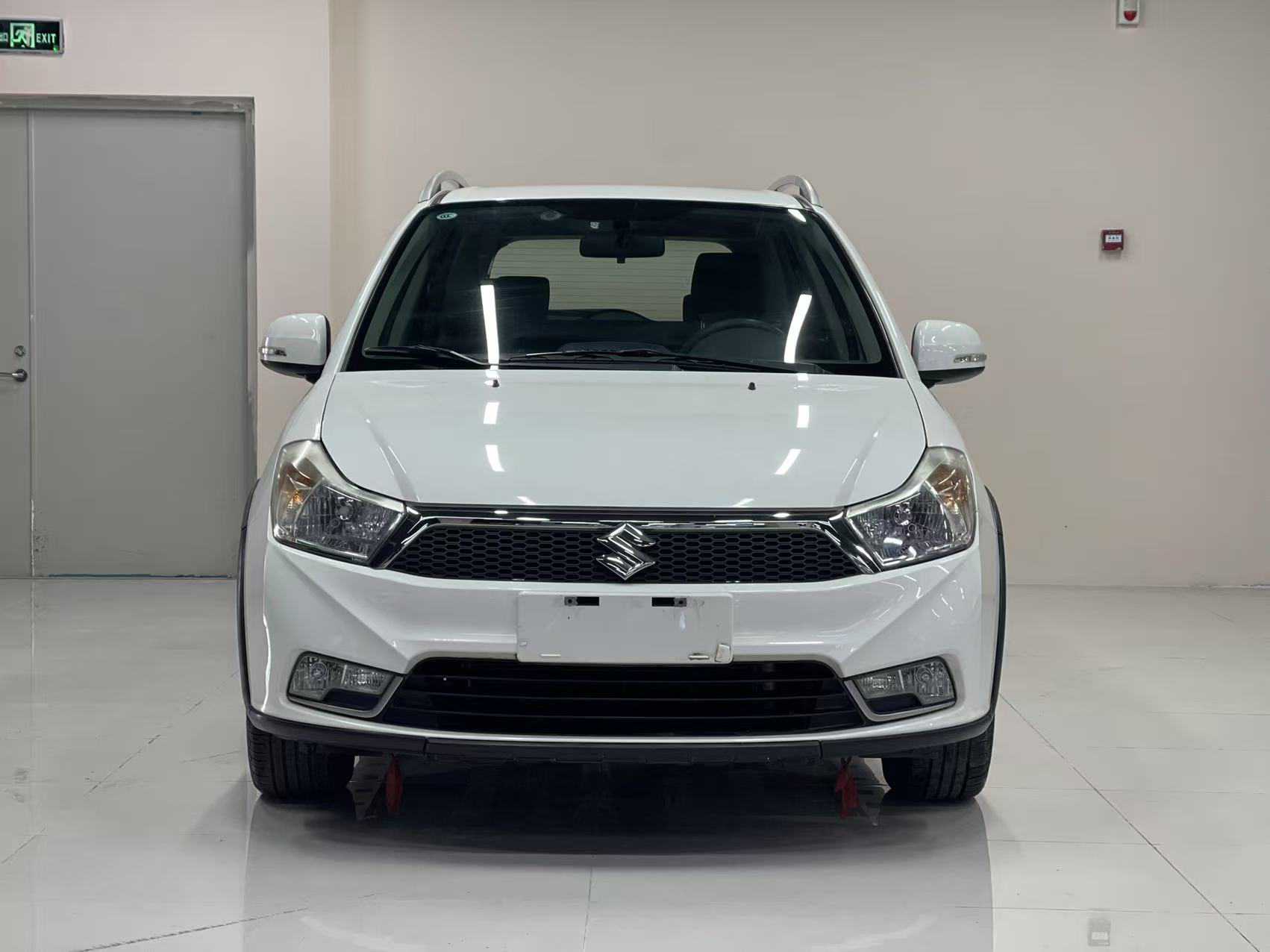 Suzuki SX4 Sedan 2015 imagem de carro #3