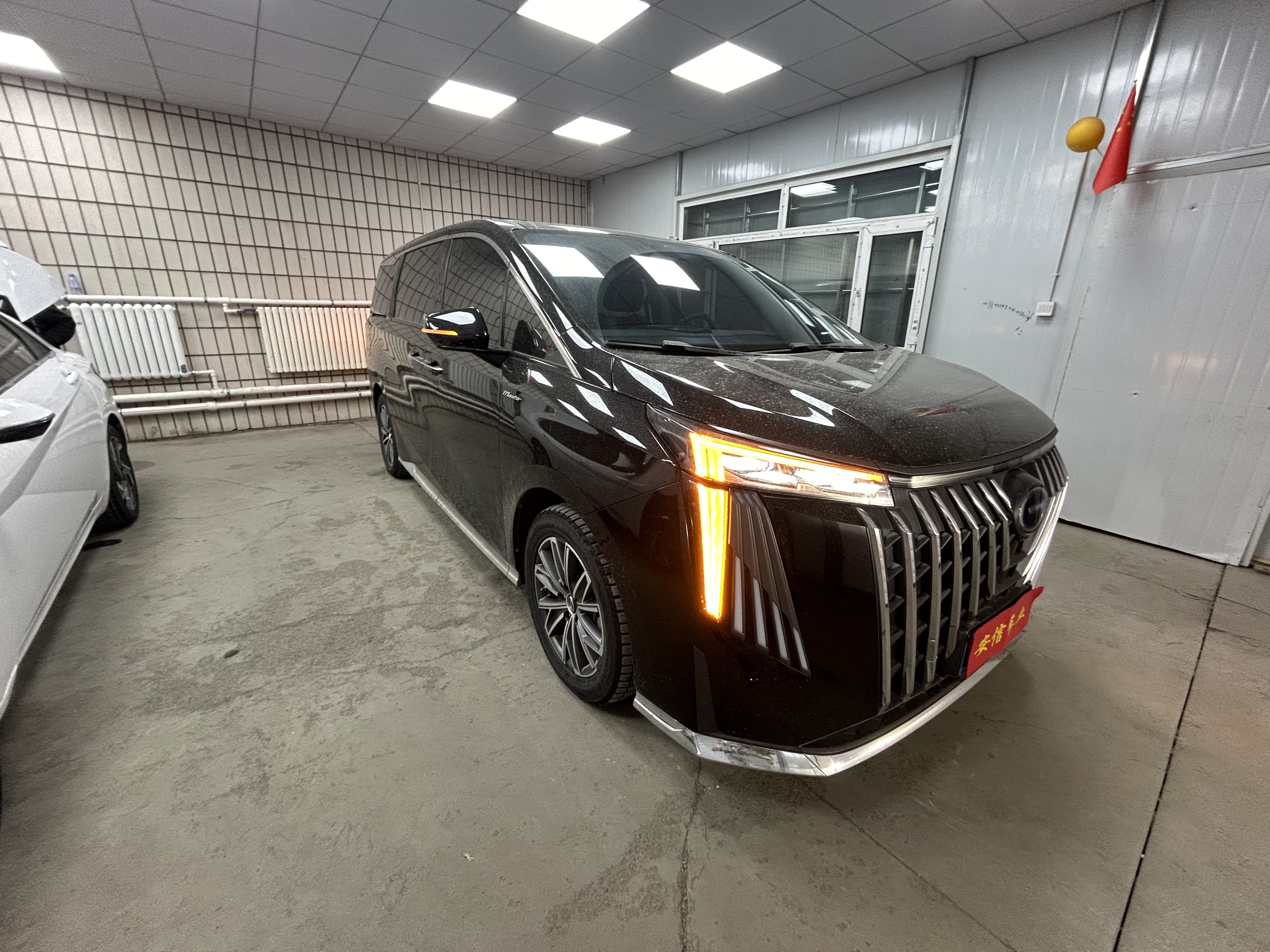 广汽传祺 传祺M8 2025 汽车图片 #3