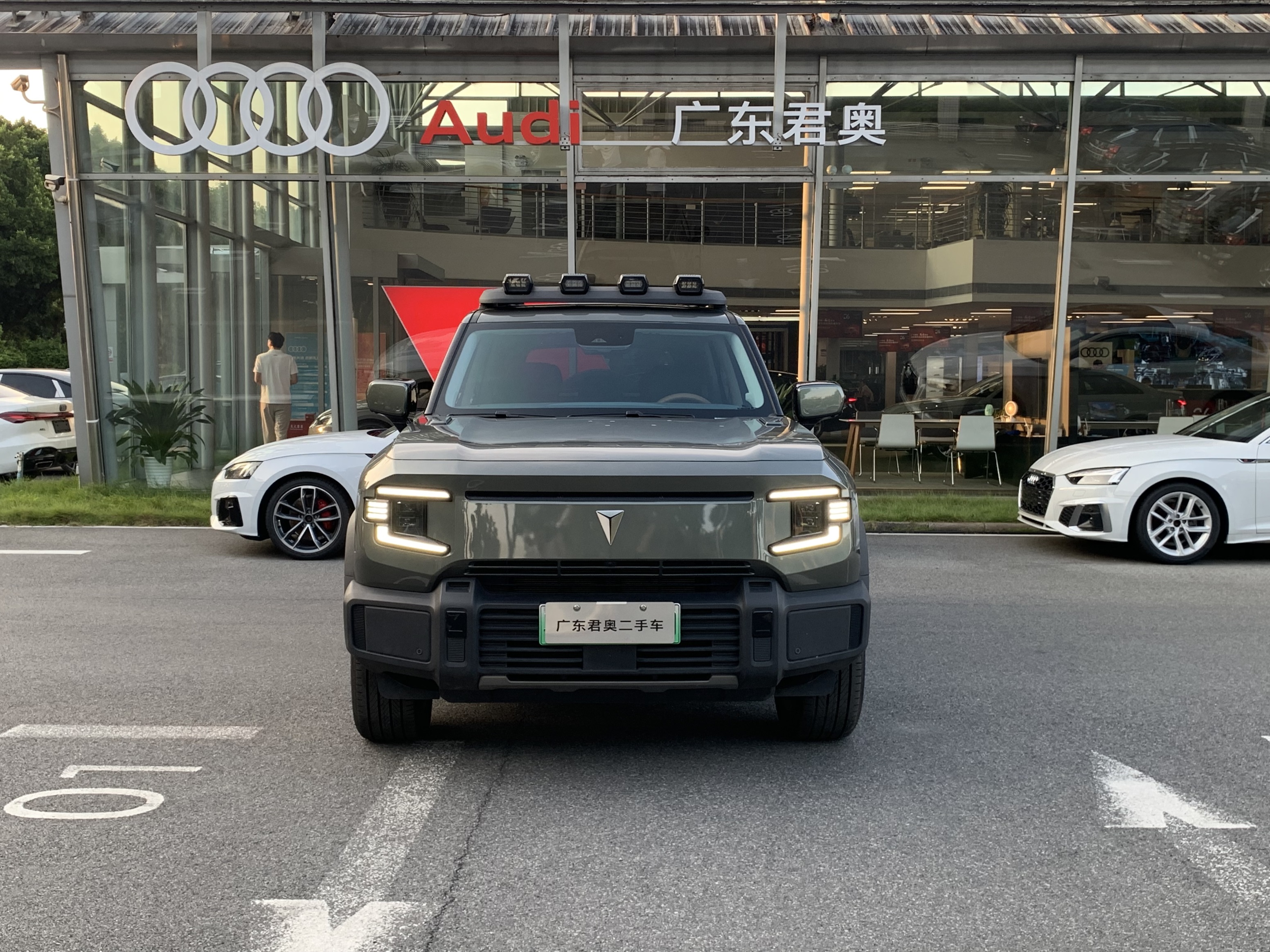 Deepal G318 2024 car image #3