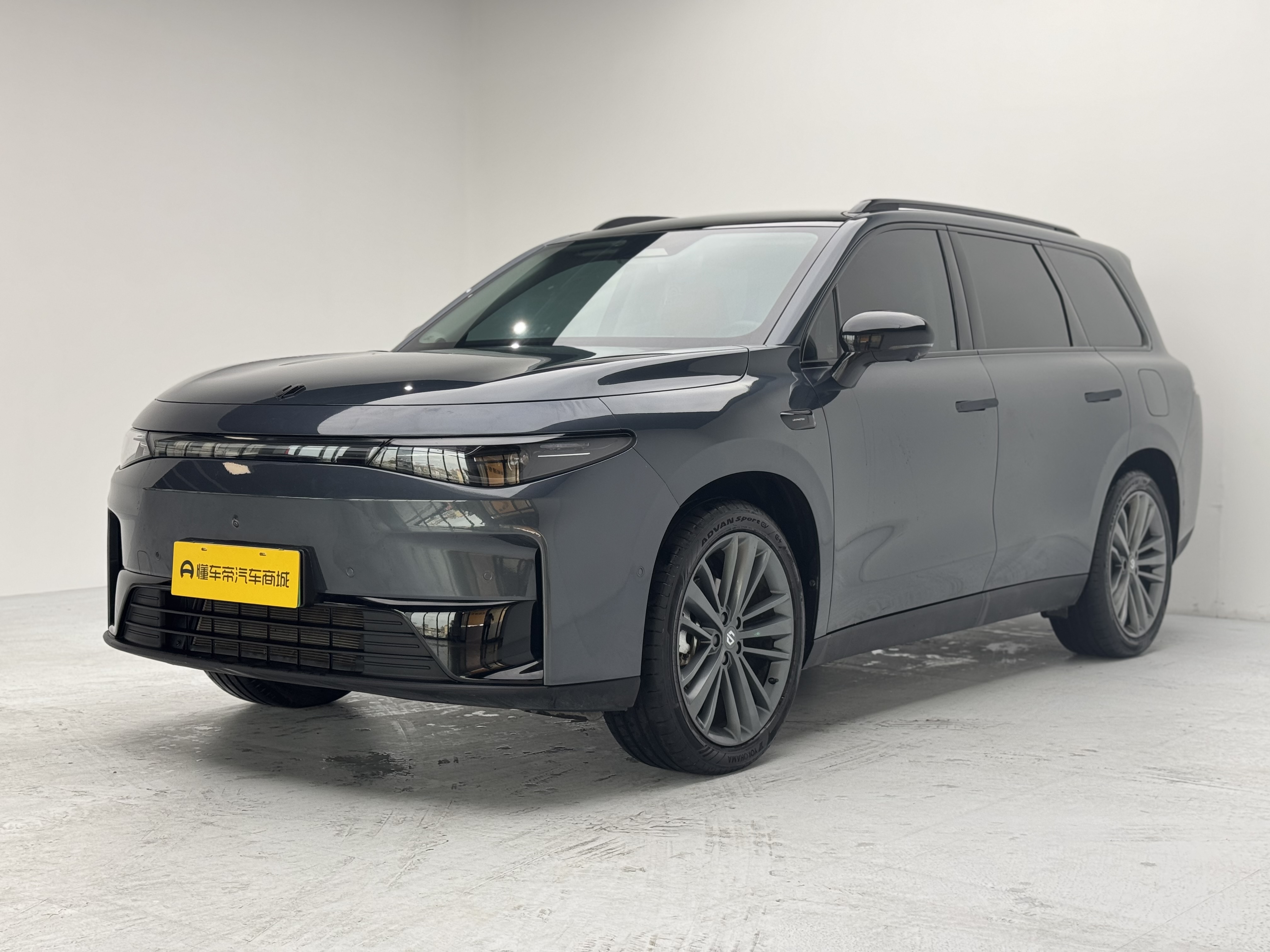 零跑汽车 零跑C16 2024 汽车图片 #3