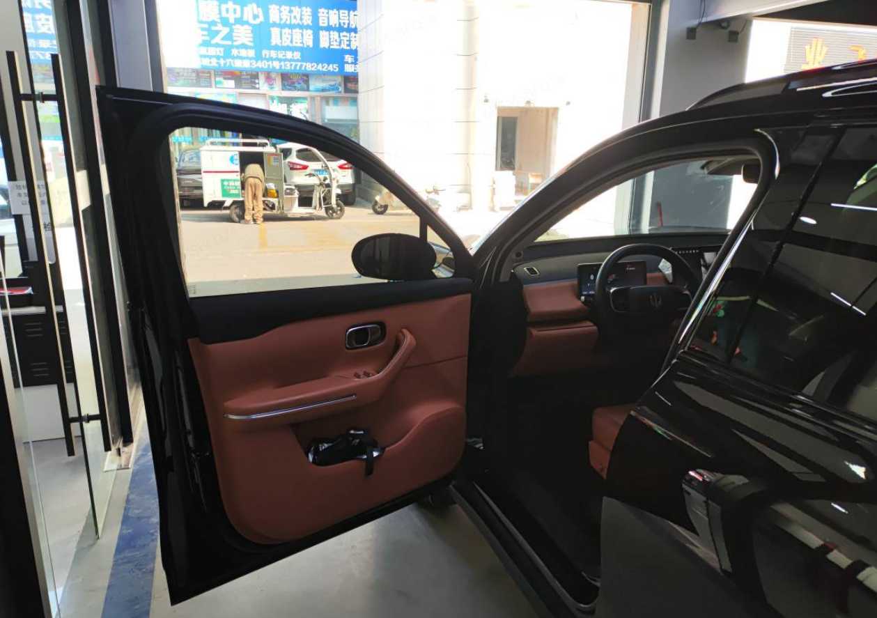 零跑汽车 零跑C16 2024 汽车图片 #3