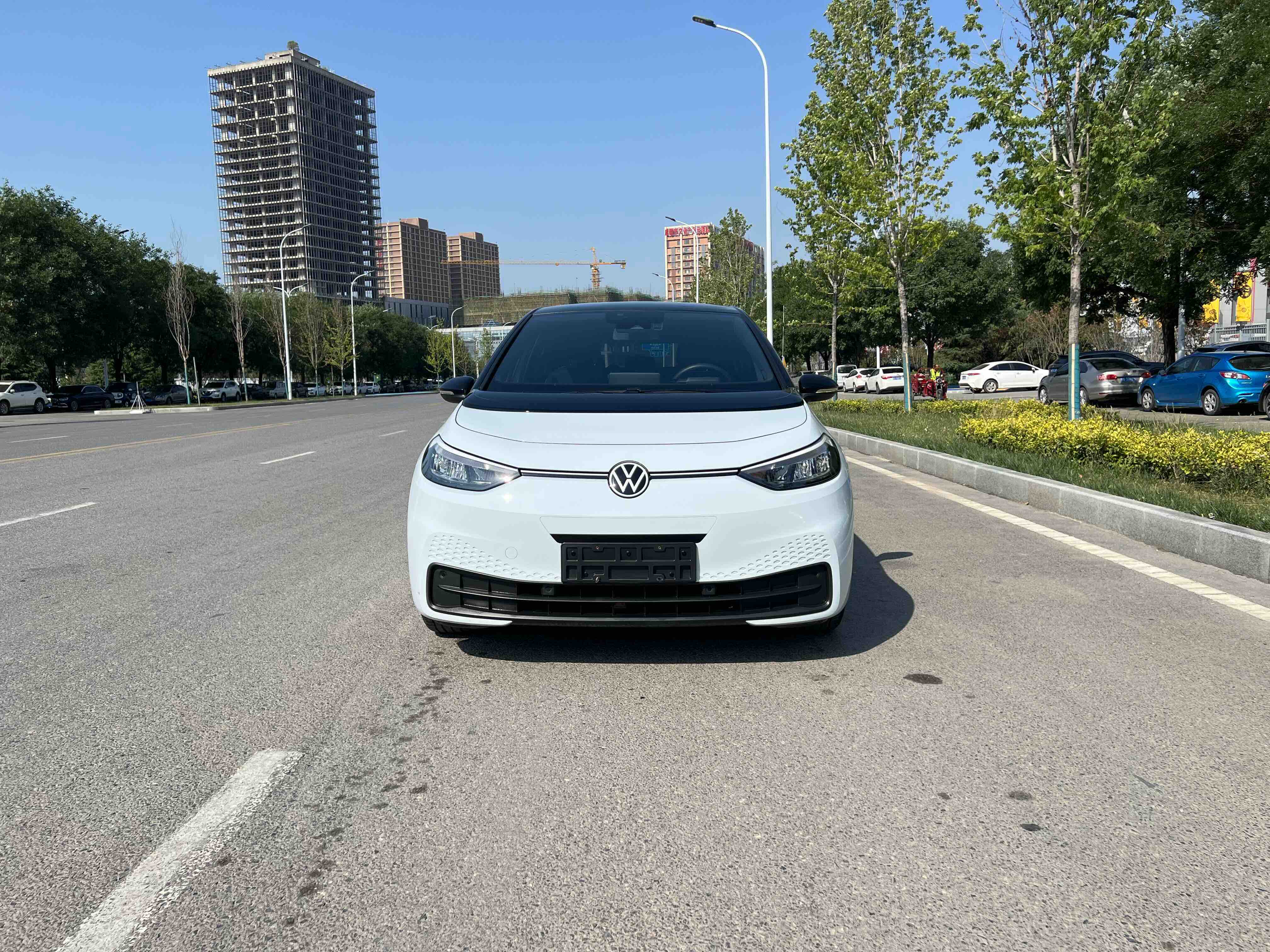 Volkswagen ID.3 2025 immagine di auto #3