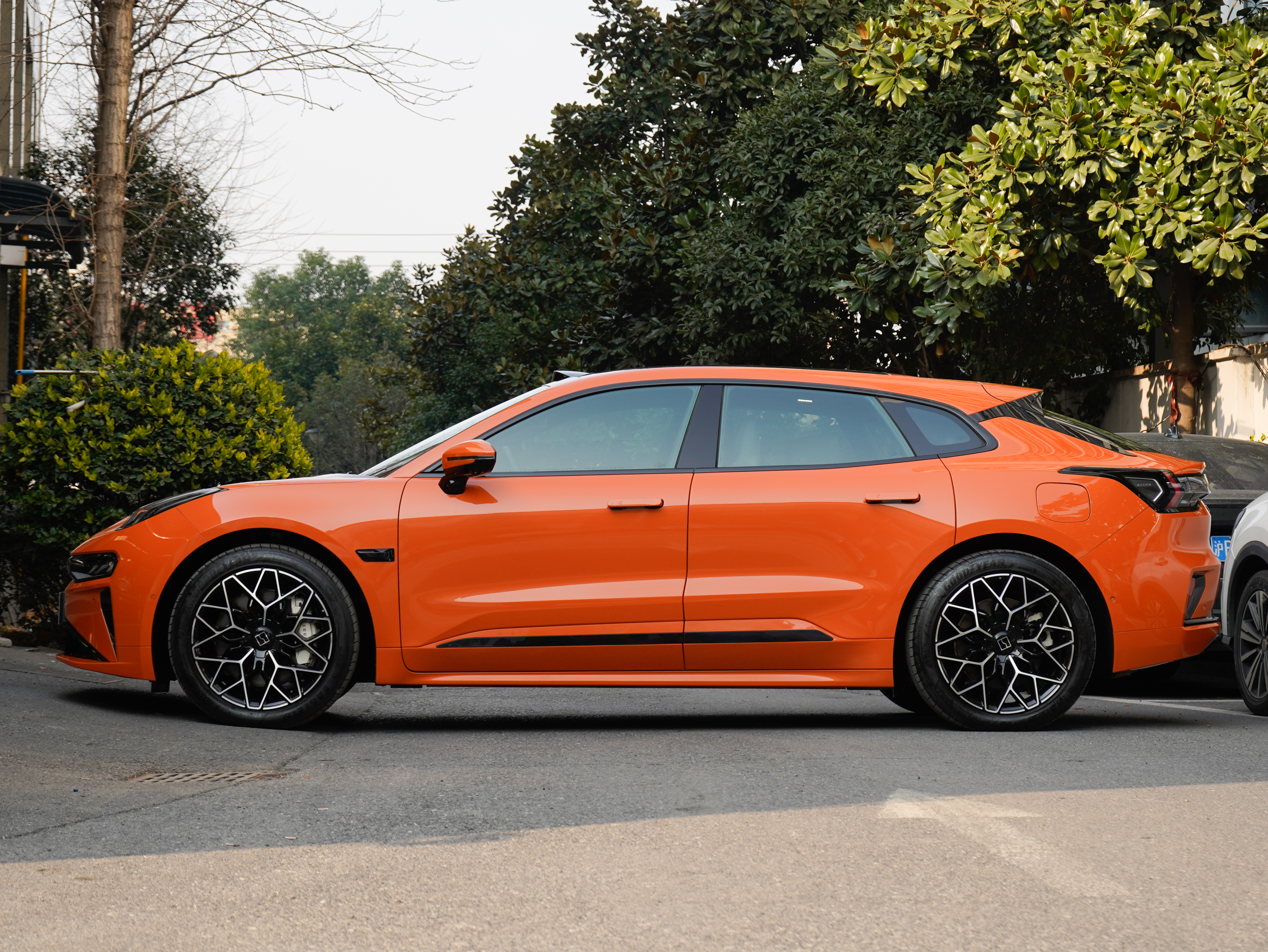 Zeekr 001 2024 immagine di auto #3