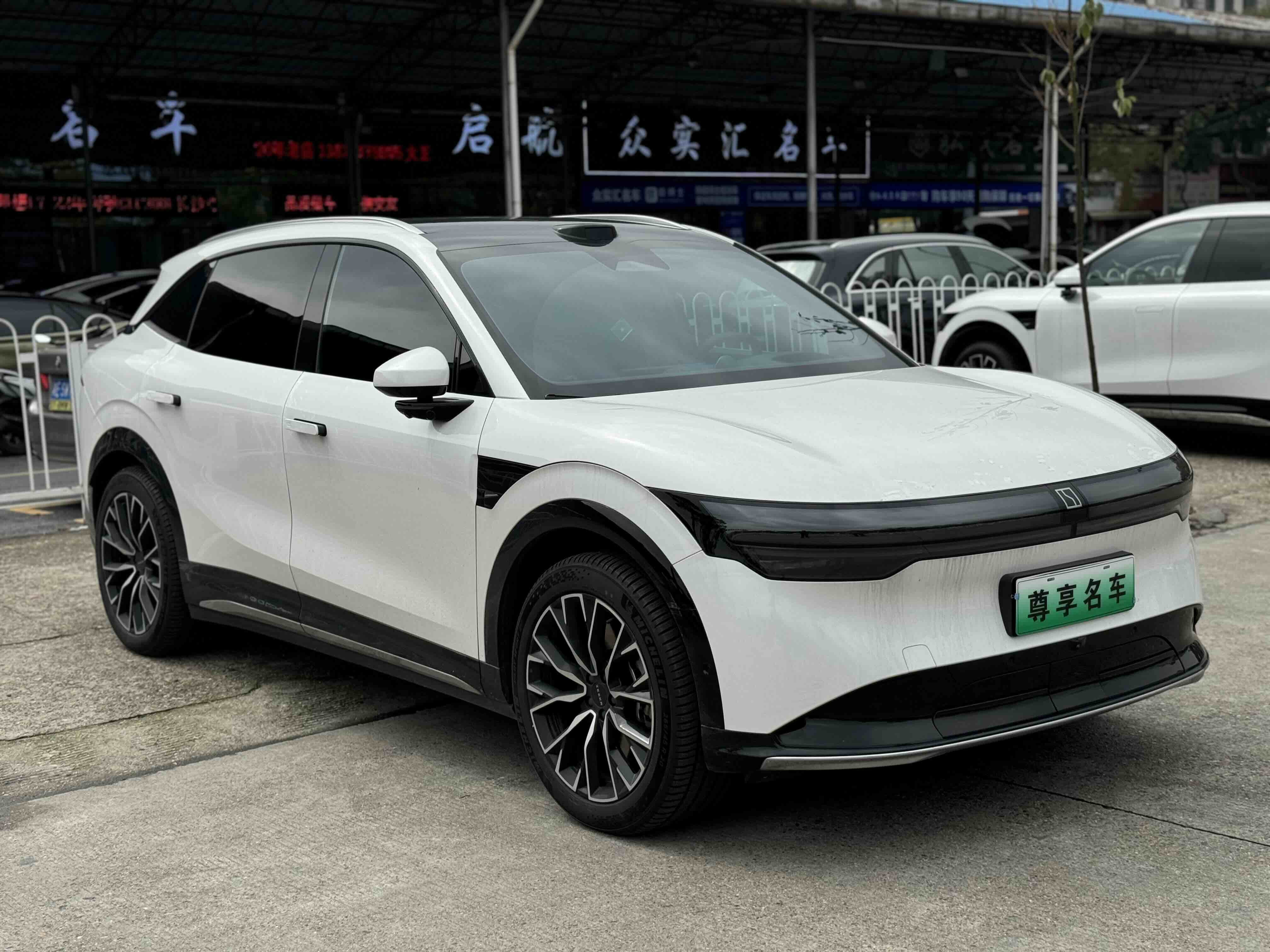 极氪 极氪007 2025 汽车图片 #3