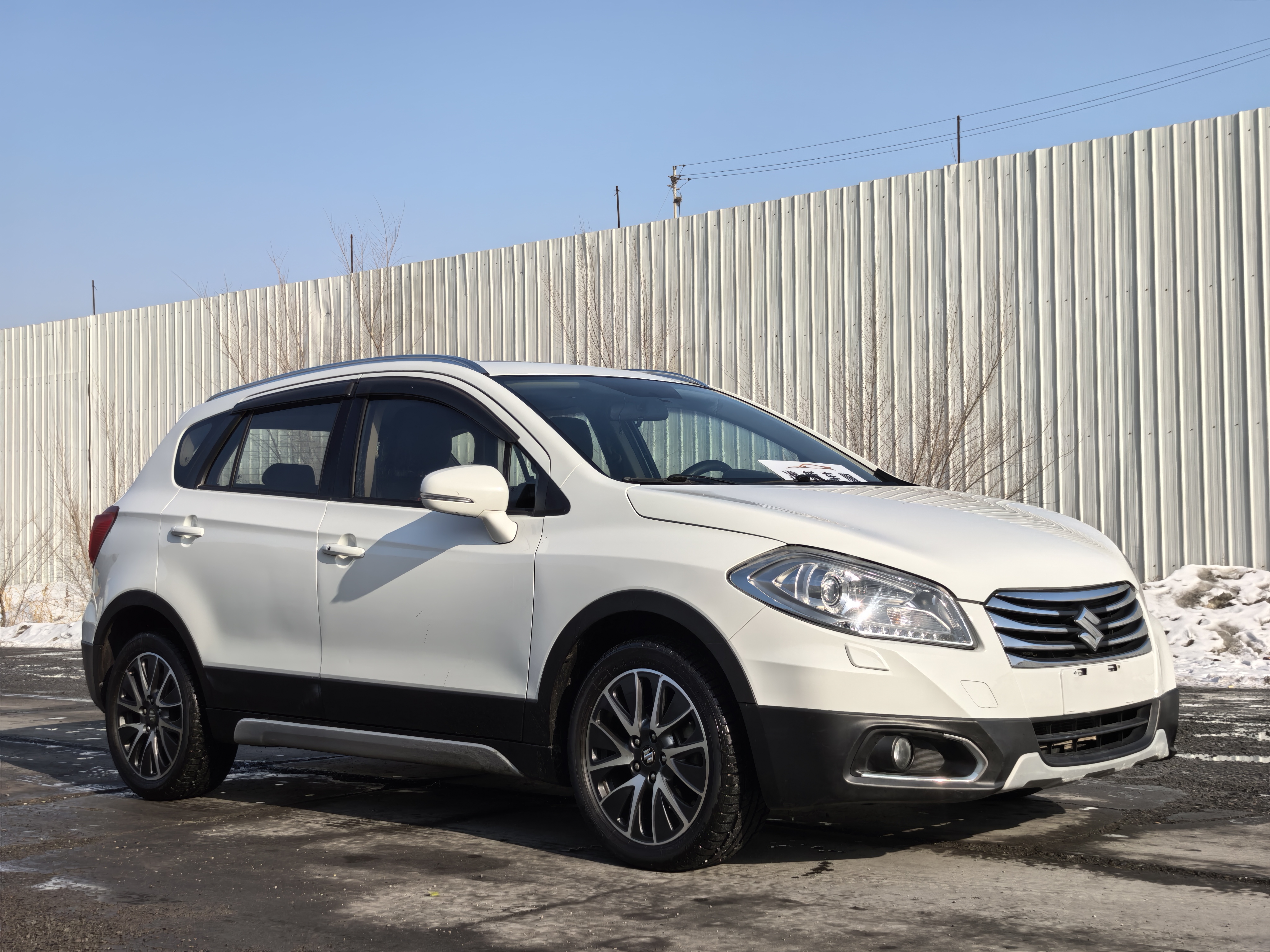 Suzuki S-Cross 2014 صورة سيارة #3